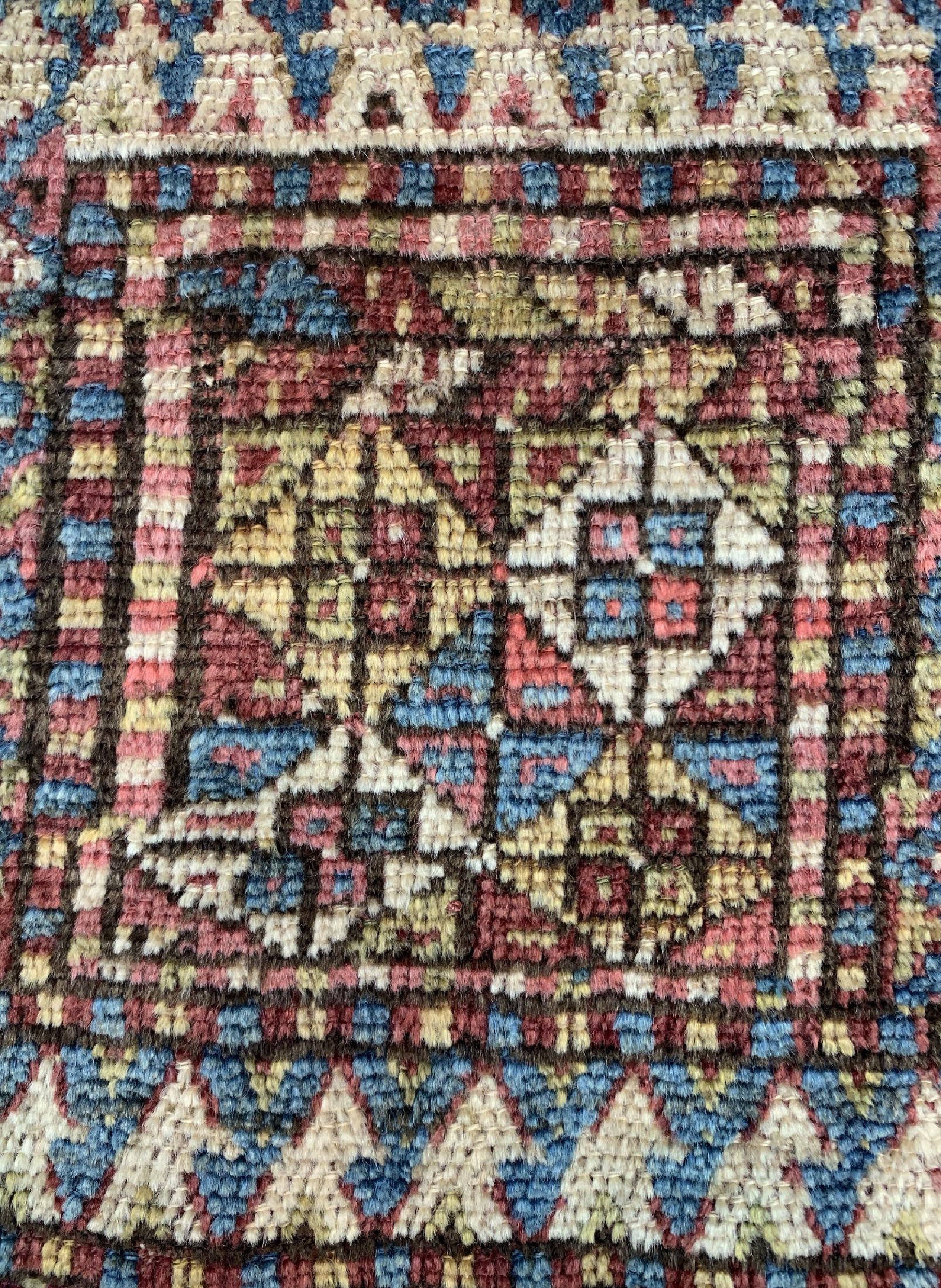 Detail f: 3 Lots aus 1 Poschti & 2 Taschen, Persien, um 1900/1920, Wolle auf Wolle, ca. 53 x 50 cm, EHZ: 3