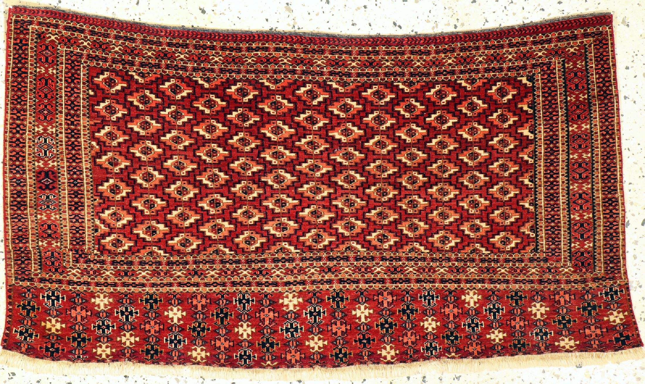 Antiker Tekke Tschowal, Turkmenistan, um 1900, Wolle auf Wolle, ca. 114 x 70 cm, EHZ: 2, (Fachkundig Restauriert)