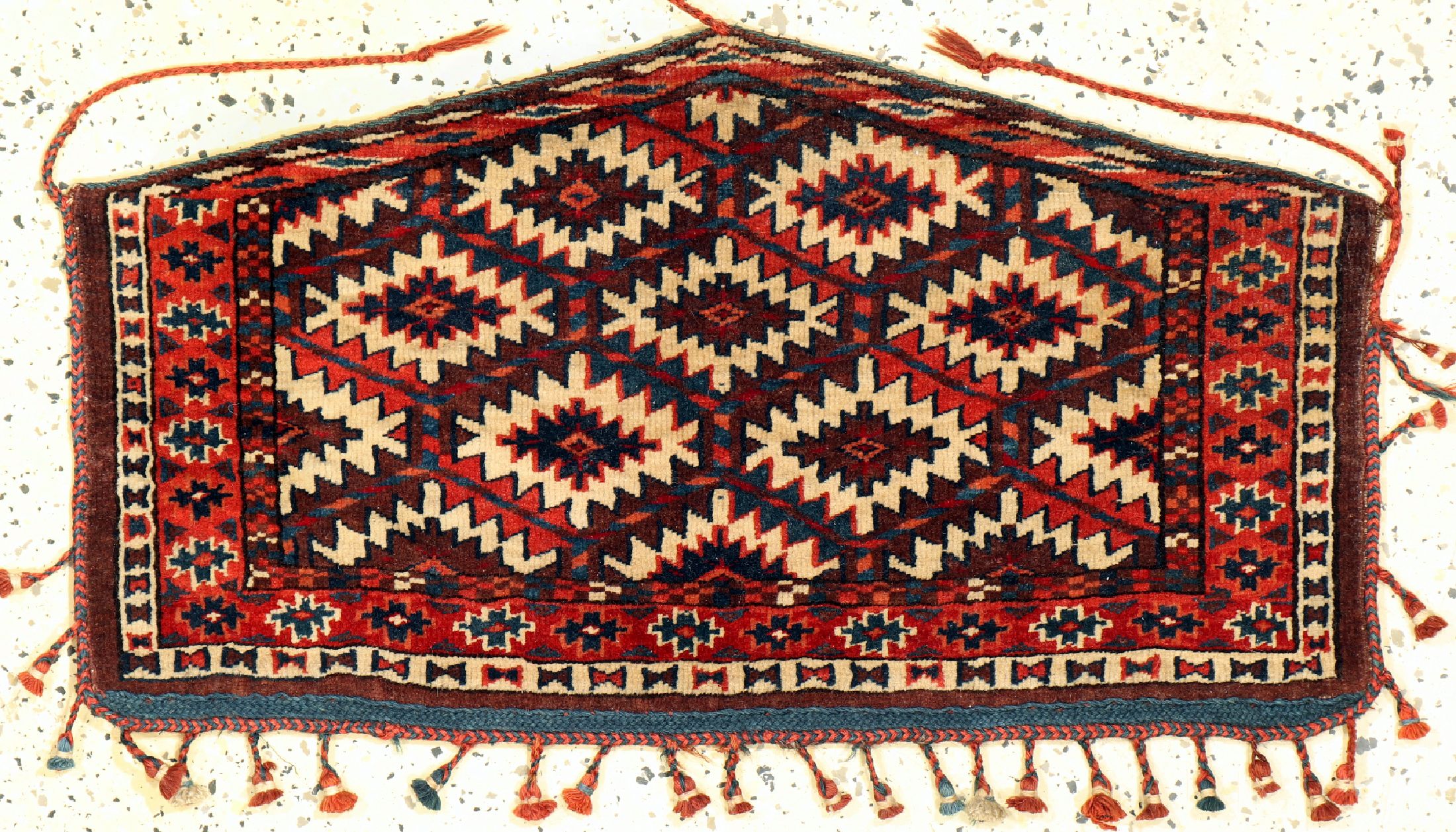 Antiker Asmalyk, Turkmenistan, um 1900, Wolle auf Wolle, ca. 76 x 42 cm, EHZ: 2