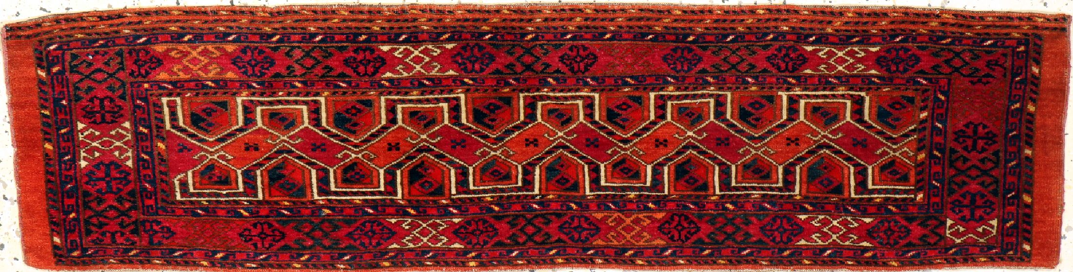 Antiker Torba, Turkmenistan, um 1900, Wolleauf Wolle, ca. 127 x 33 cm, EHZ: 2