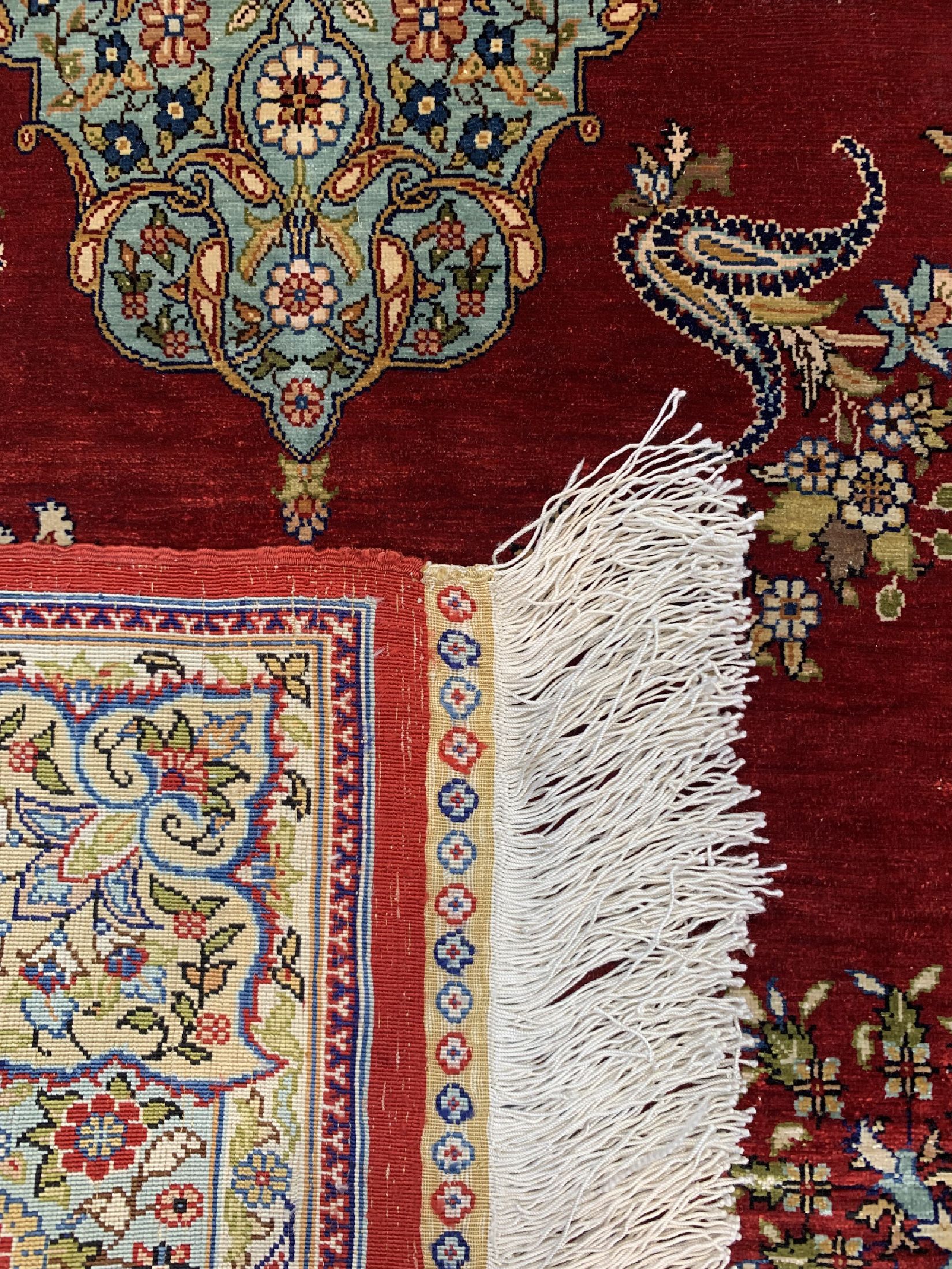 Detail e: Hereke Seide fein, signiert "Derin", Türkei, um 1960, reine Naturseide, ca. 103 x 67 cm, ca. 1,0 Mio. Kn/qm, EHZ: 1-2