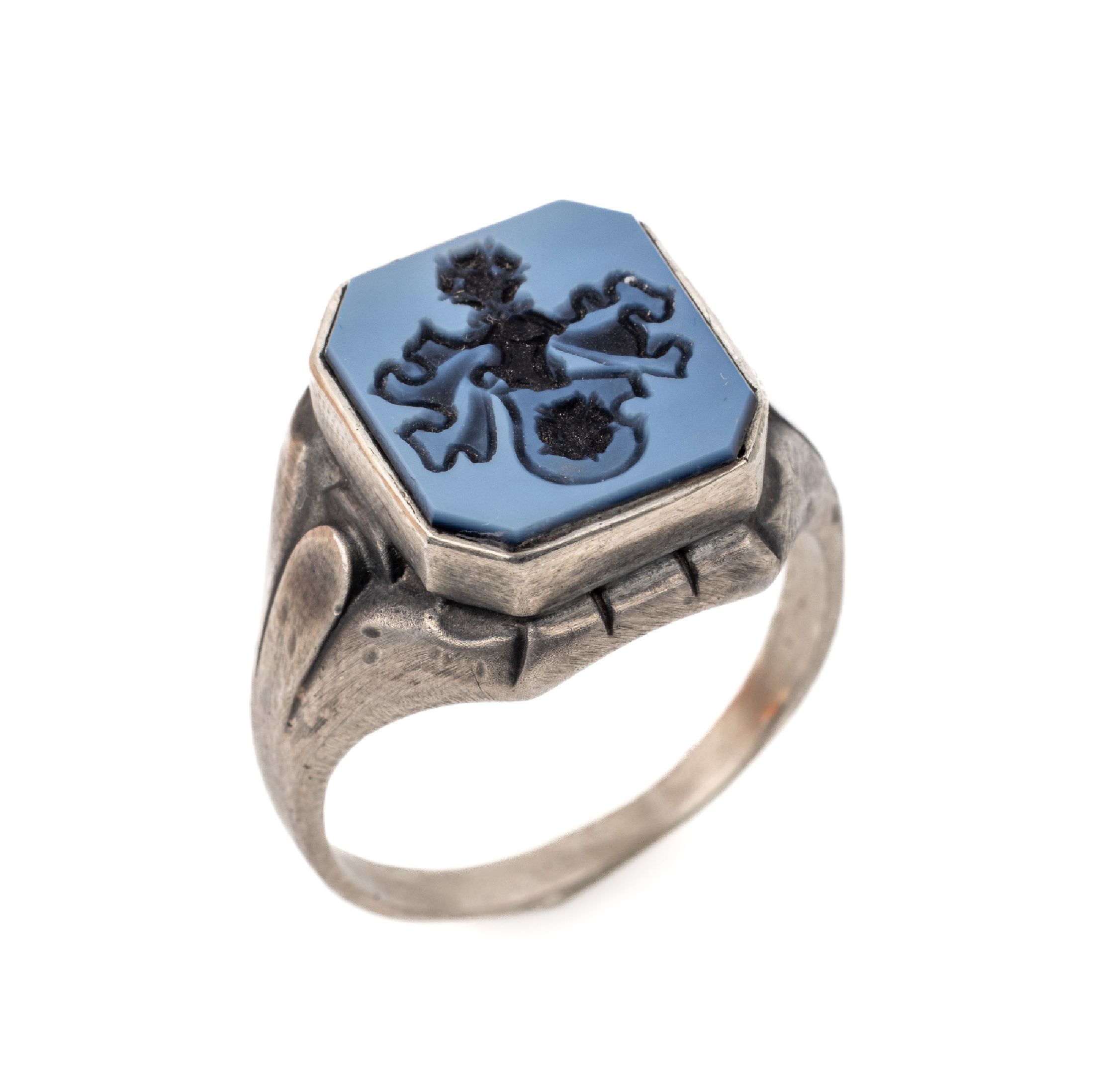 Siegelring, Lagenstein Idar-Oberstein um 1920, Silber, Platte mit Darstellung eines Familienwappens, Ringschultern grav., RW 64, ca. 8.2 g, ...
