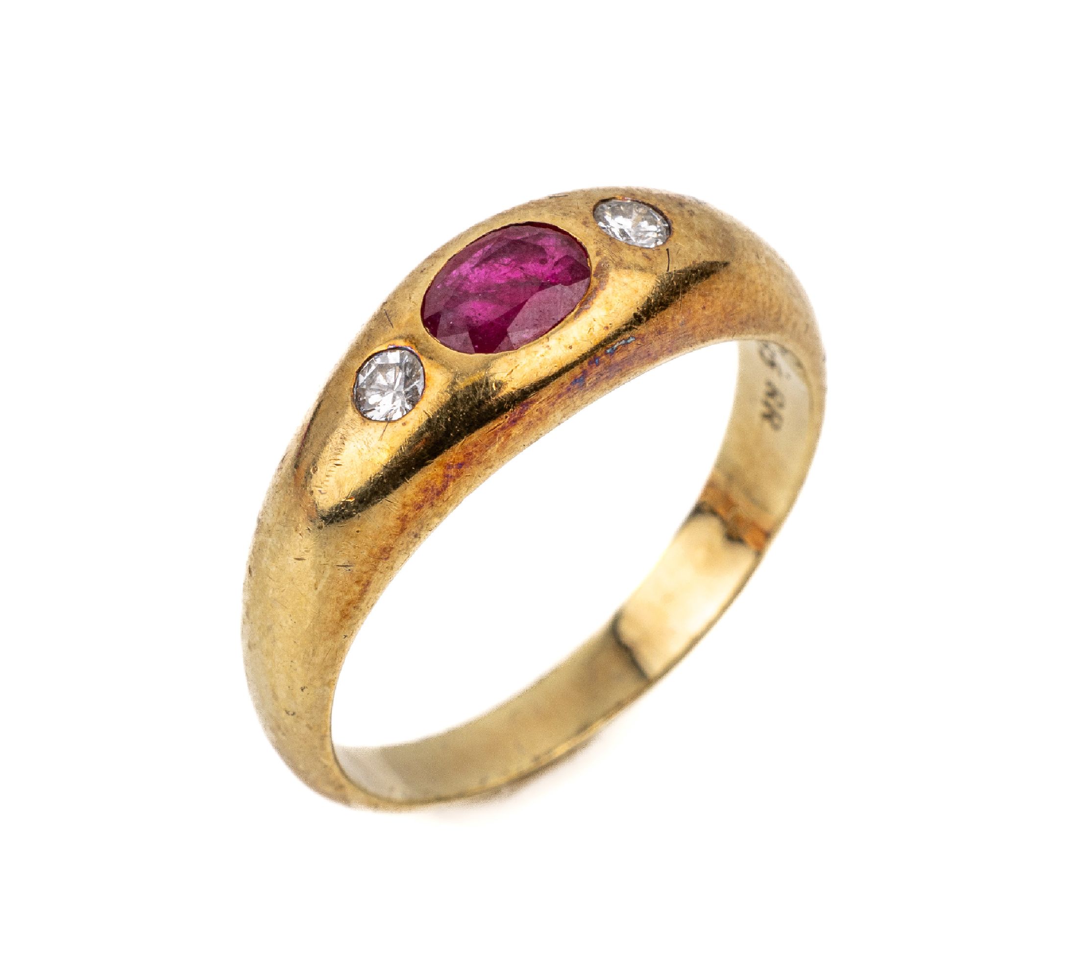 14 kt Gold Rubin-Brillant-Ring, GG 585/000,ovalfacett. Rubin ca. 0.20 ct, seitl. 2 Brillanten zus. ca. 0.08 ct Weiß/si, RW 52, ca. 4.3 g