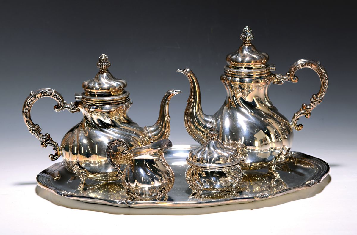 Kaffee- und Teeset, deutsch, wohl Otto Hintze Hamburg, 925er Sterling Silber, Barockstil, in sich gedreht, Henkel mit Rocaillen, Tablett ca. 40x31cm, ...