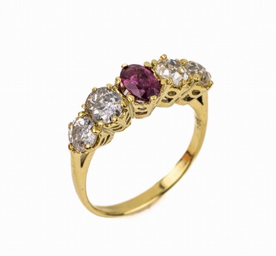 Image 26700167 - 14 kt gold diamond-ruby-ring