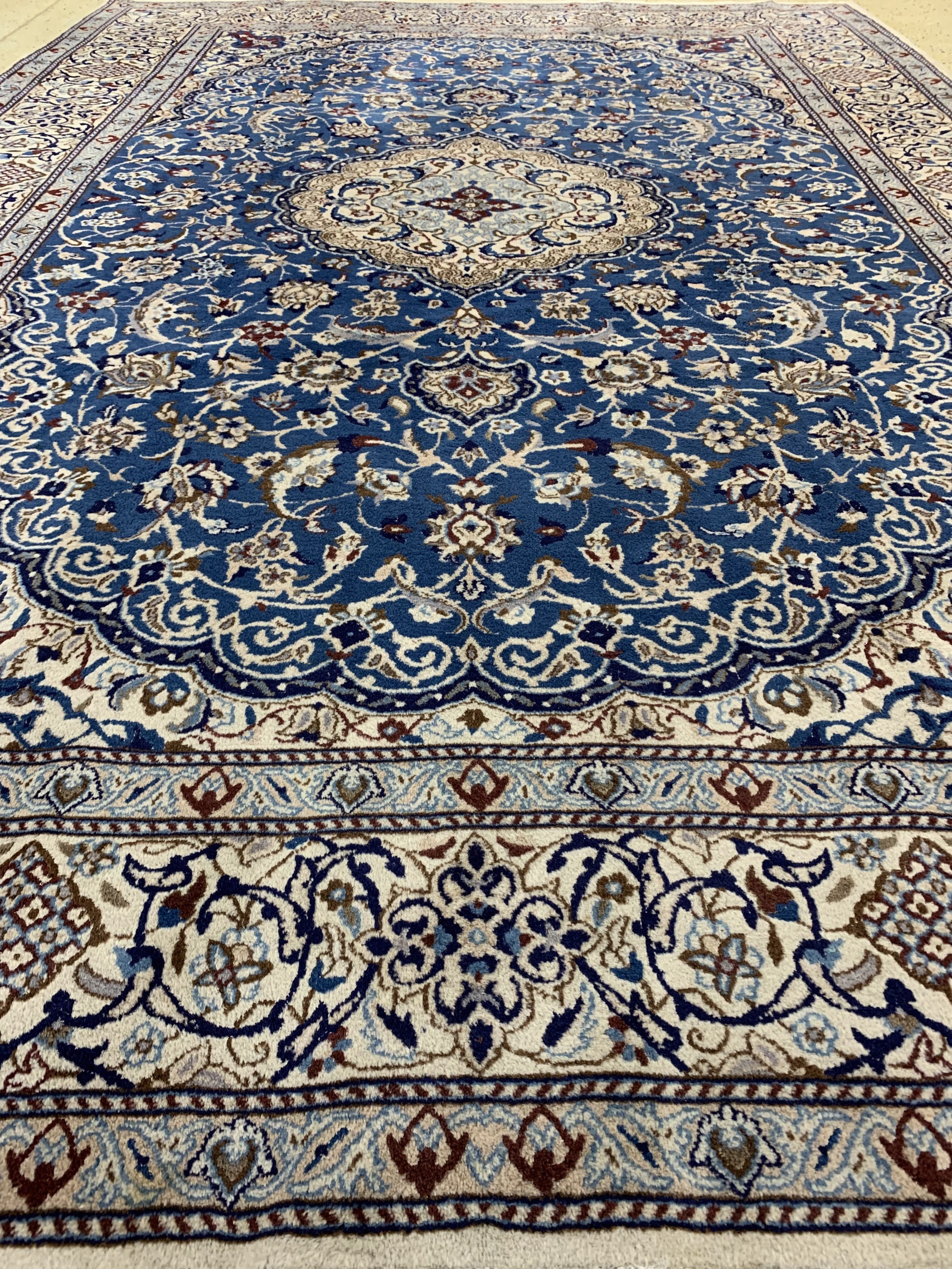 Detail d: Nain, Persien, ca. 40 Jahre, Wolle auf Baumwolle, ca. 353 x 250 cm, EHZ: 1-2