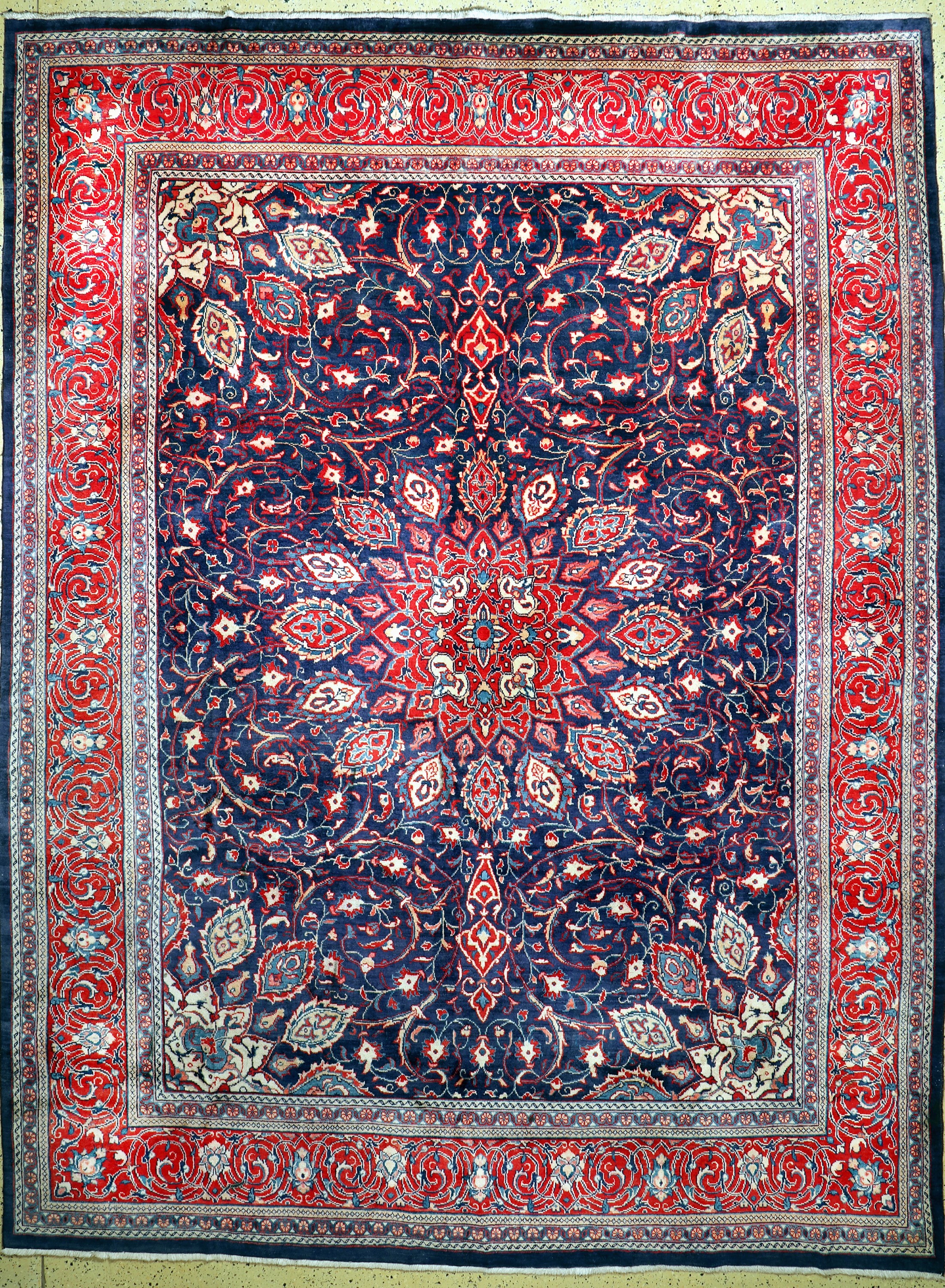 Sarogh Mahal, Persien, um 1950, Wolle auf Baumwolle, ca. 395 x 297 cm, gereinigt, EHZ: 2