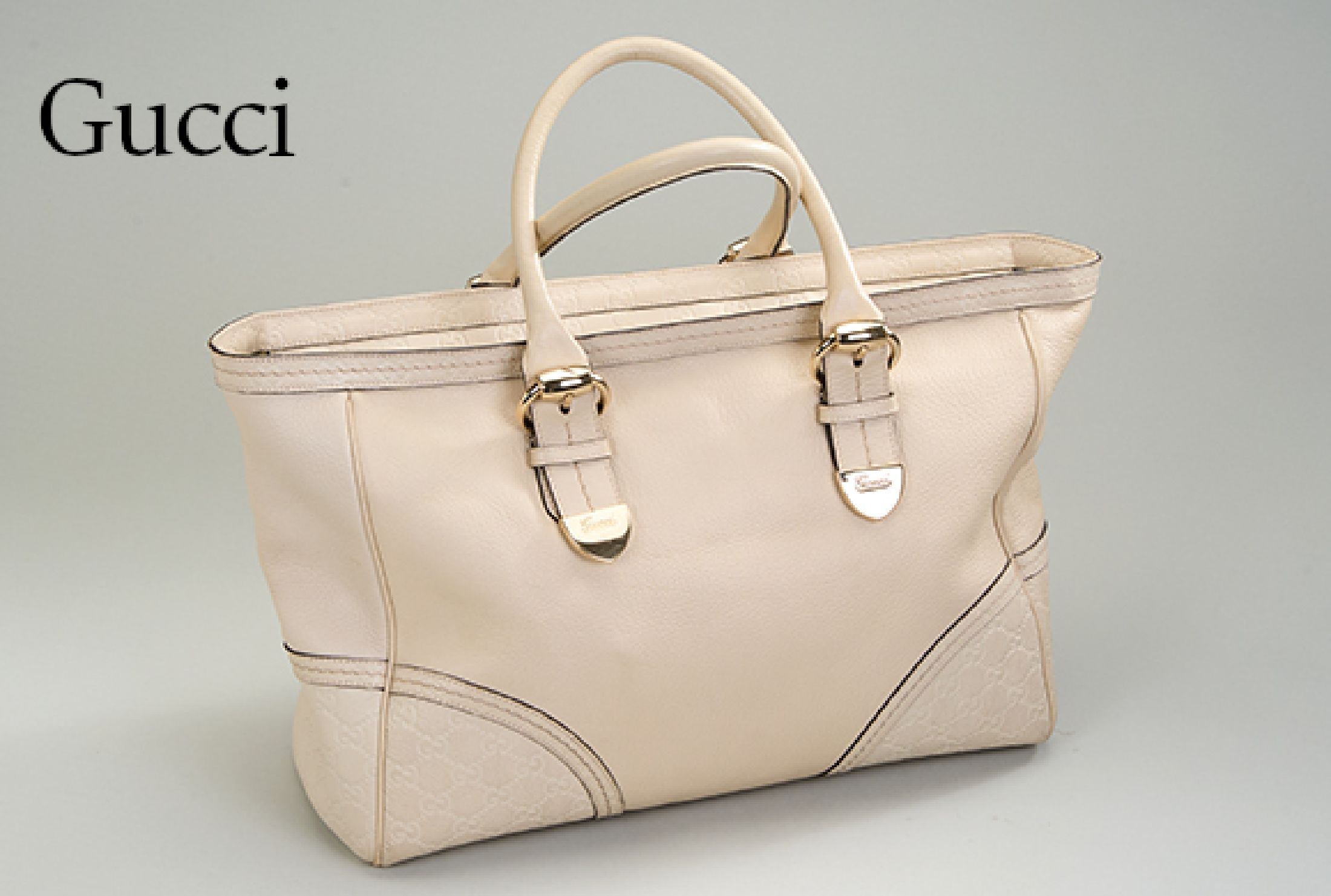 GUCCI Damenshopper "Signoria", goldfarbene Beschläge, cremef. Leder, 2 Tragehenkel, innenrot grüner Stoff, Handytasche, kl. Fach mit ...