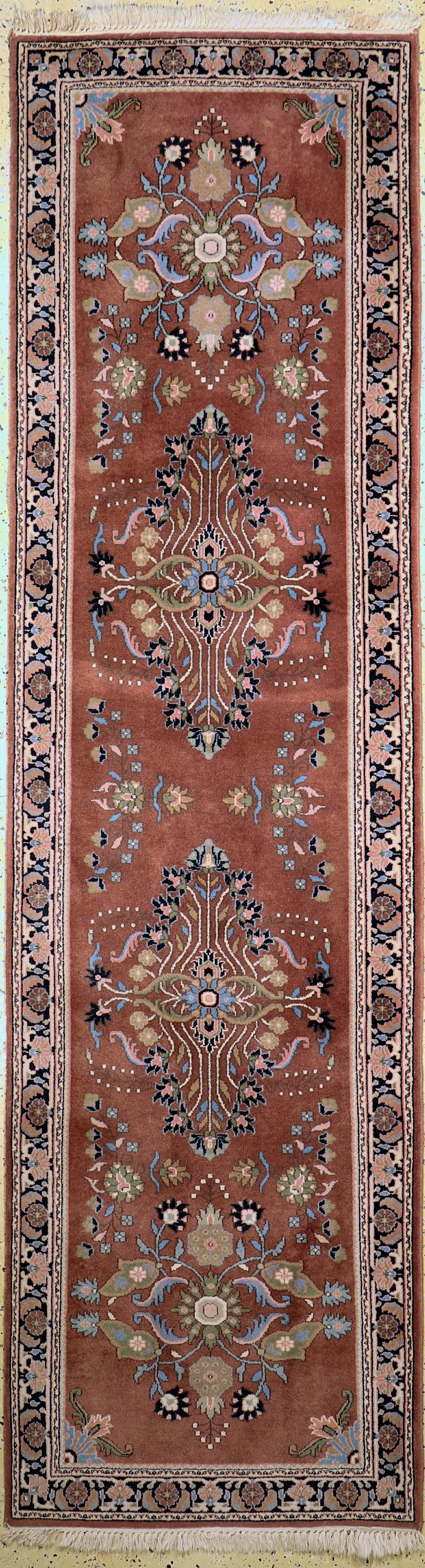 Sarogh, Indien, ca. 40 Jahre, Wolle auf Baumwolle, ca. 304 x 85 cm, EHZ: 2