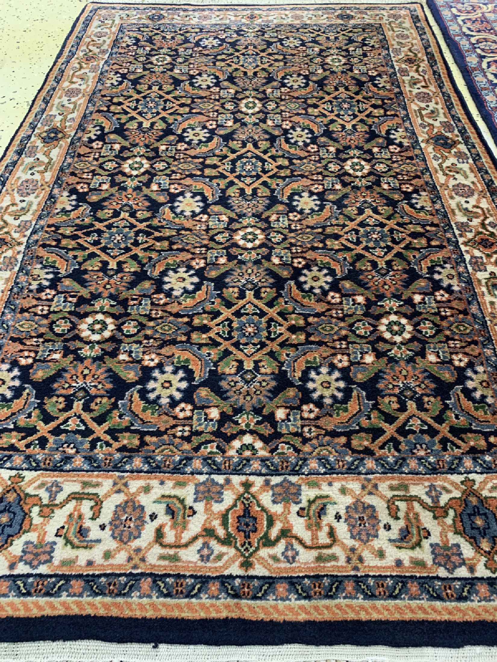 Detail d: 2 Lots Bidjar, Indien, ca. 40 Jahre, Wolle auf Baumwolle, ca. 165 x 100 cm, EHZ: 2