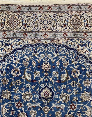 26700641c - Nain, Persia, approx. 40 years, wool on cotton, approx. 353 x 250 cm, condition: 1-2. Rugs, Carpets & Flatweaves