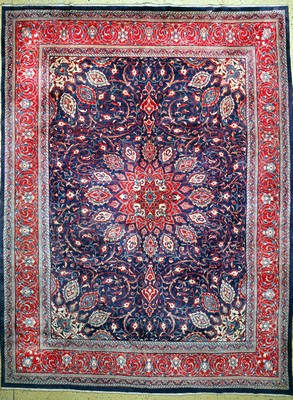Image 26700645 - Saruk Mahal, Persia, around 1950, wool on cotton, approx. 395 x 297 cm, cleaned, condition: 2. Rugs, Carpets & Flatweaves