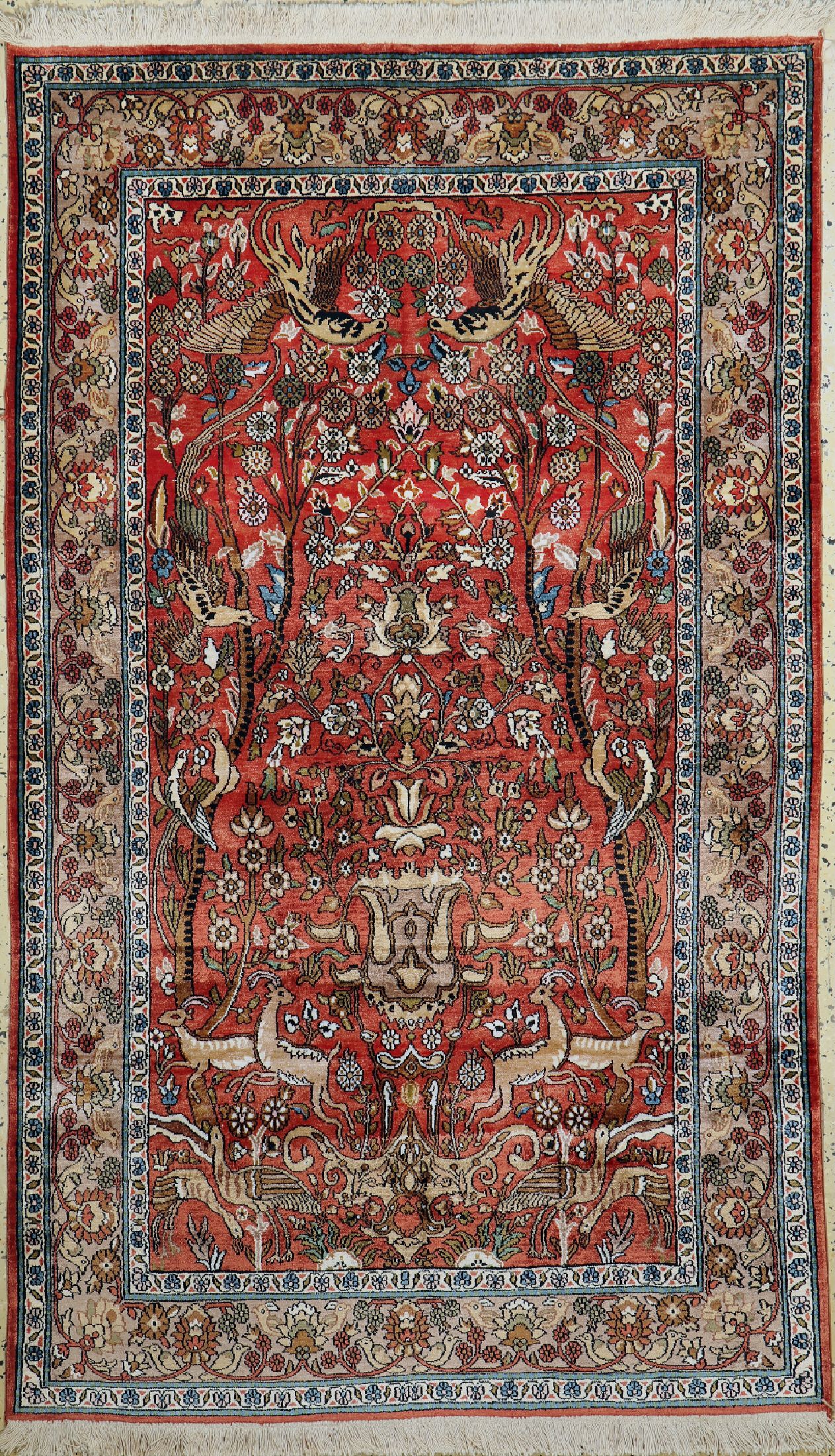 Kaschmir Seide, Indien, ca. 40 Jahre, Seideauf Baumwolle, ca. 200 x 120 cm, EHZ: 2