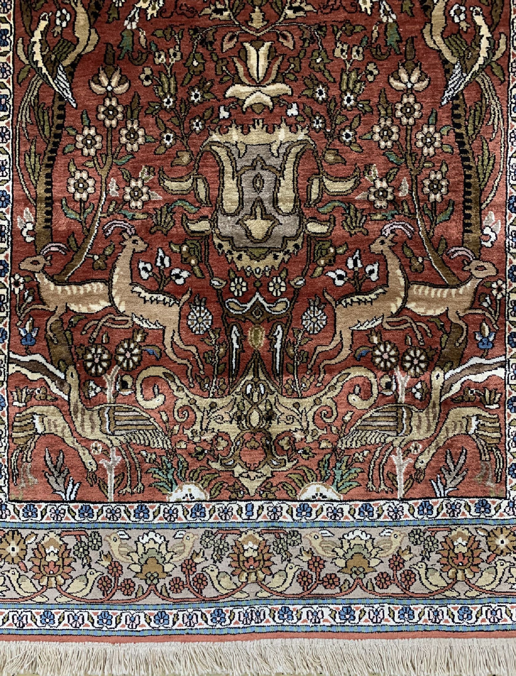 Detail b: Kaschmir Seide, Indien, ca. 40 Jahre, Seideauf Baumwolle, ca. 200 x 120 cm, EHZ: 2