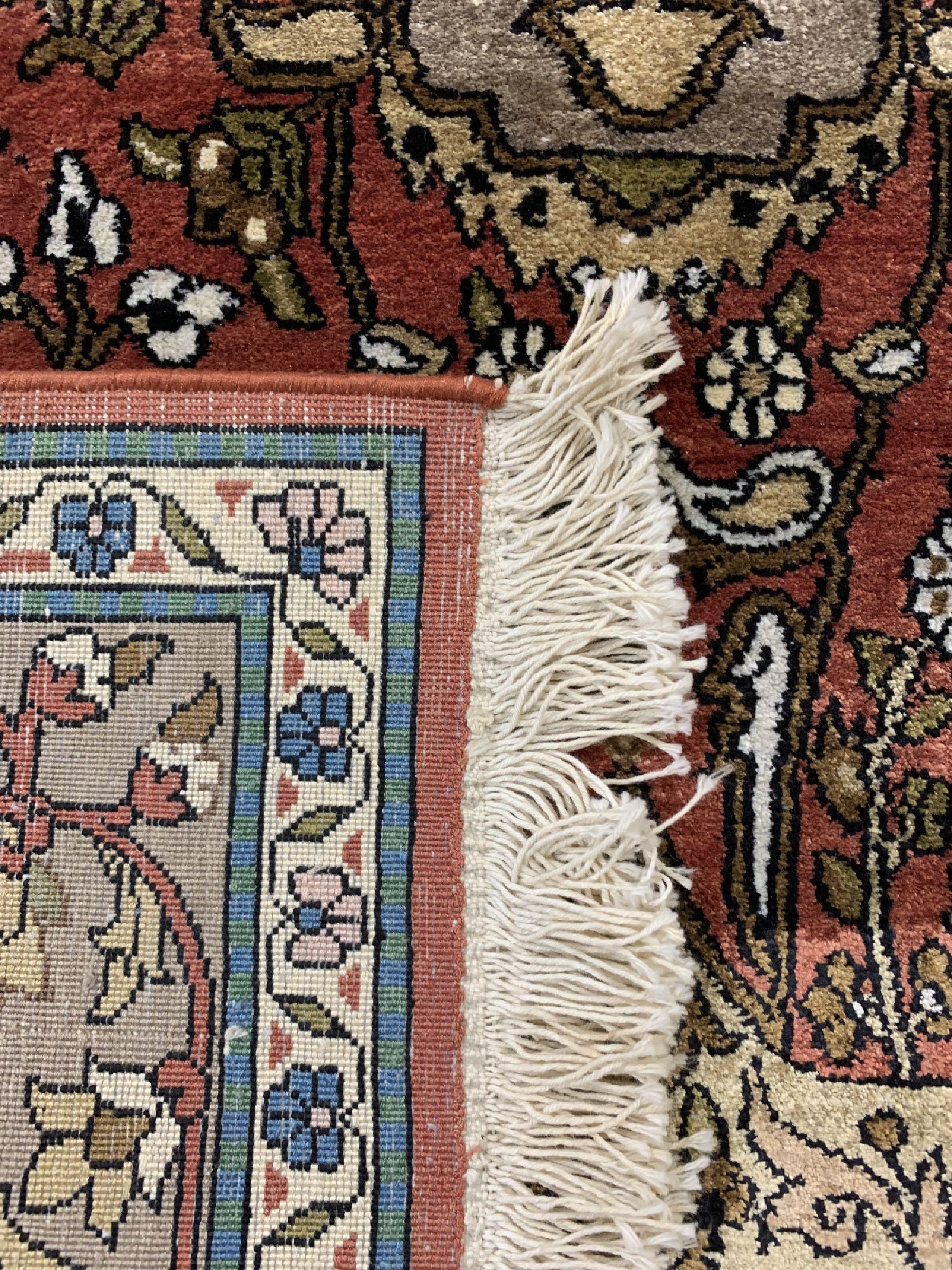 Detail e: Kaschmir Seide, Indien, ca. 40 Jahre, Seideauf Baumwolle, ca. 200 x 120 cm, EHZ: 2