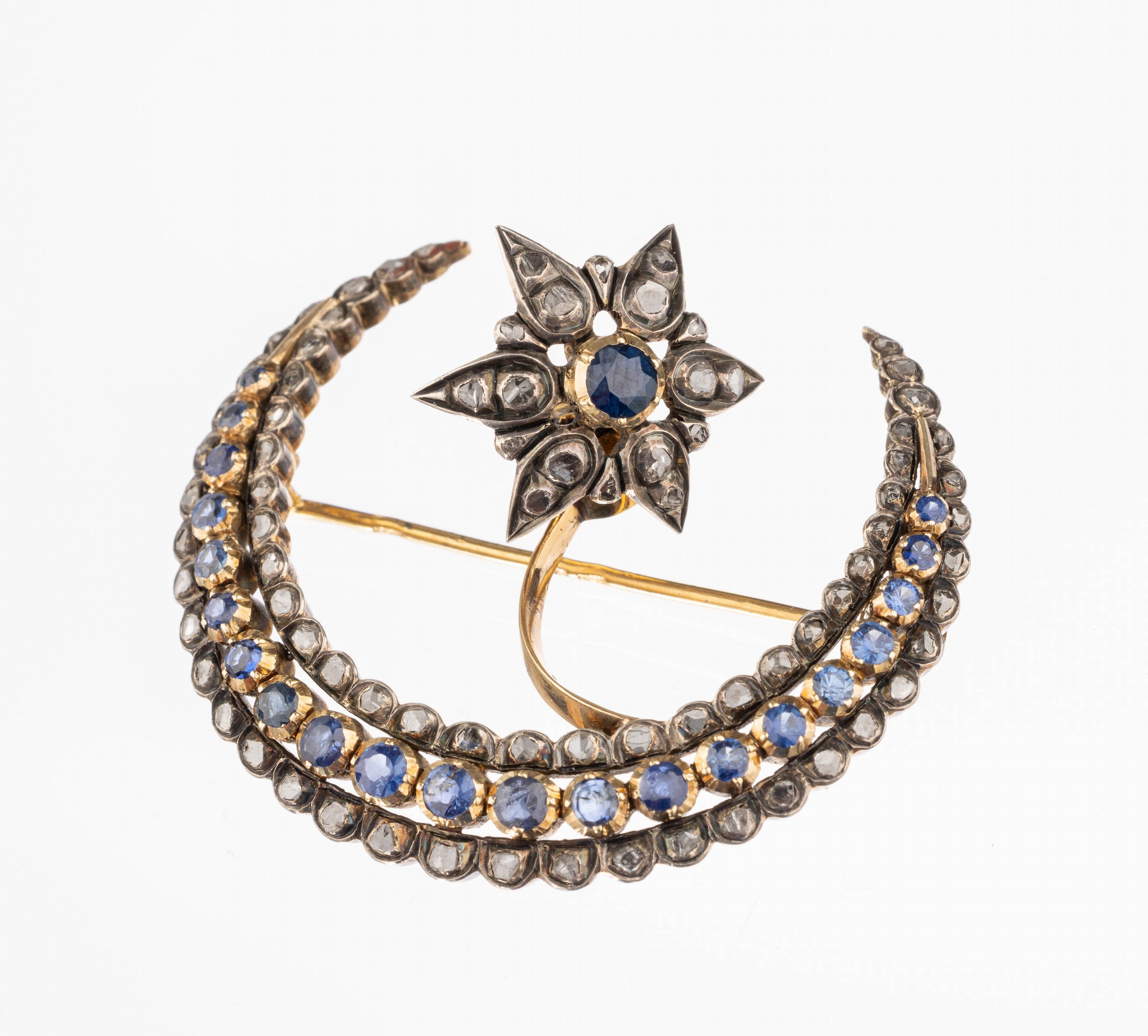 19 kt Gold Saphir-Diamant-Brosche, GG 800/000, Schauseite Silber, Portugal nach dem Vorbild von 1850/60, Mondsichel mit Blüte,22 rundfacett. ...