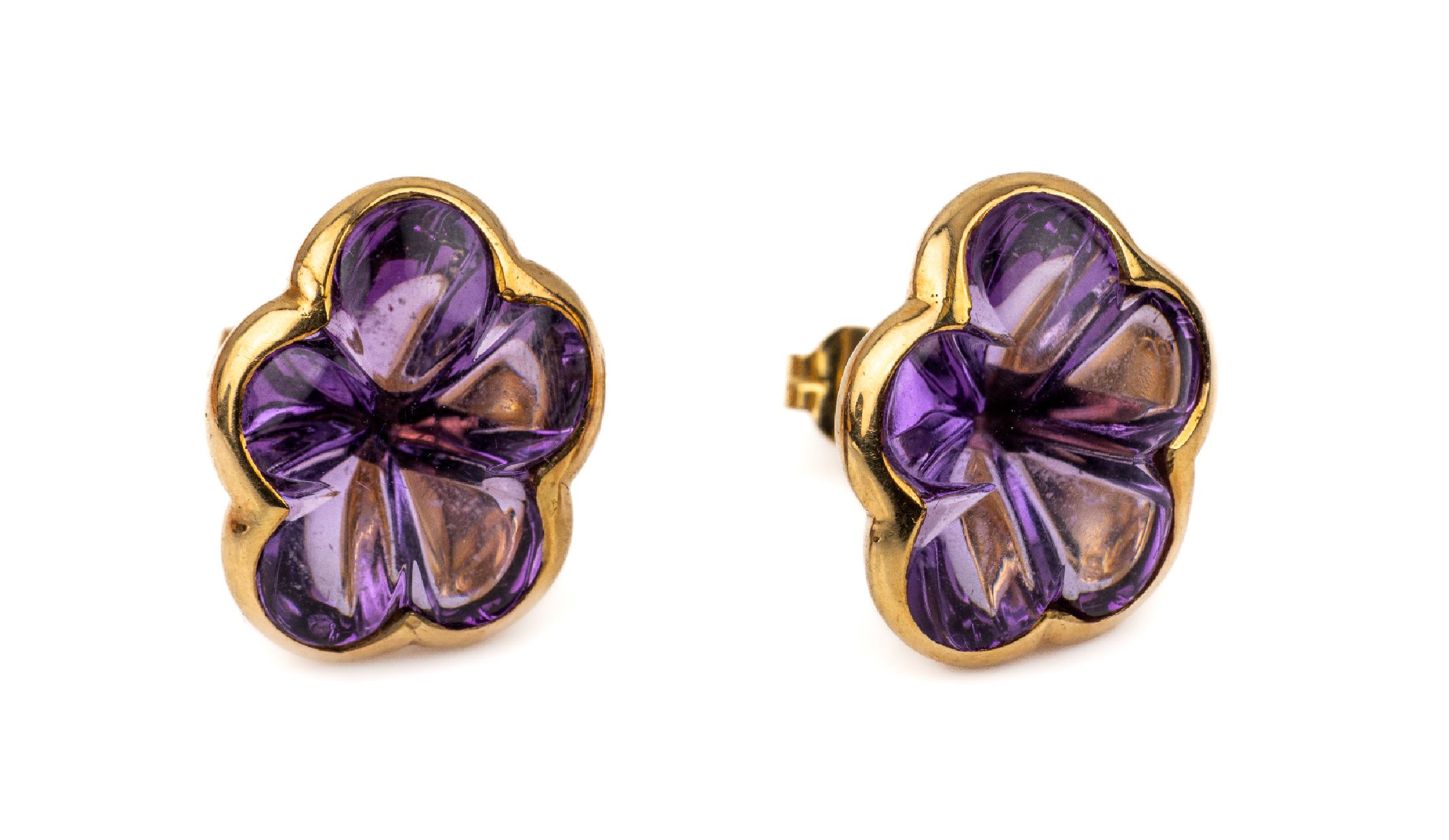 Paar 18 kt Gold Amethyst-Ohrstecker, GG 750/000, Amethyst in Form einer Blüte, total ca. 5.7 g