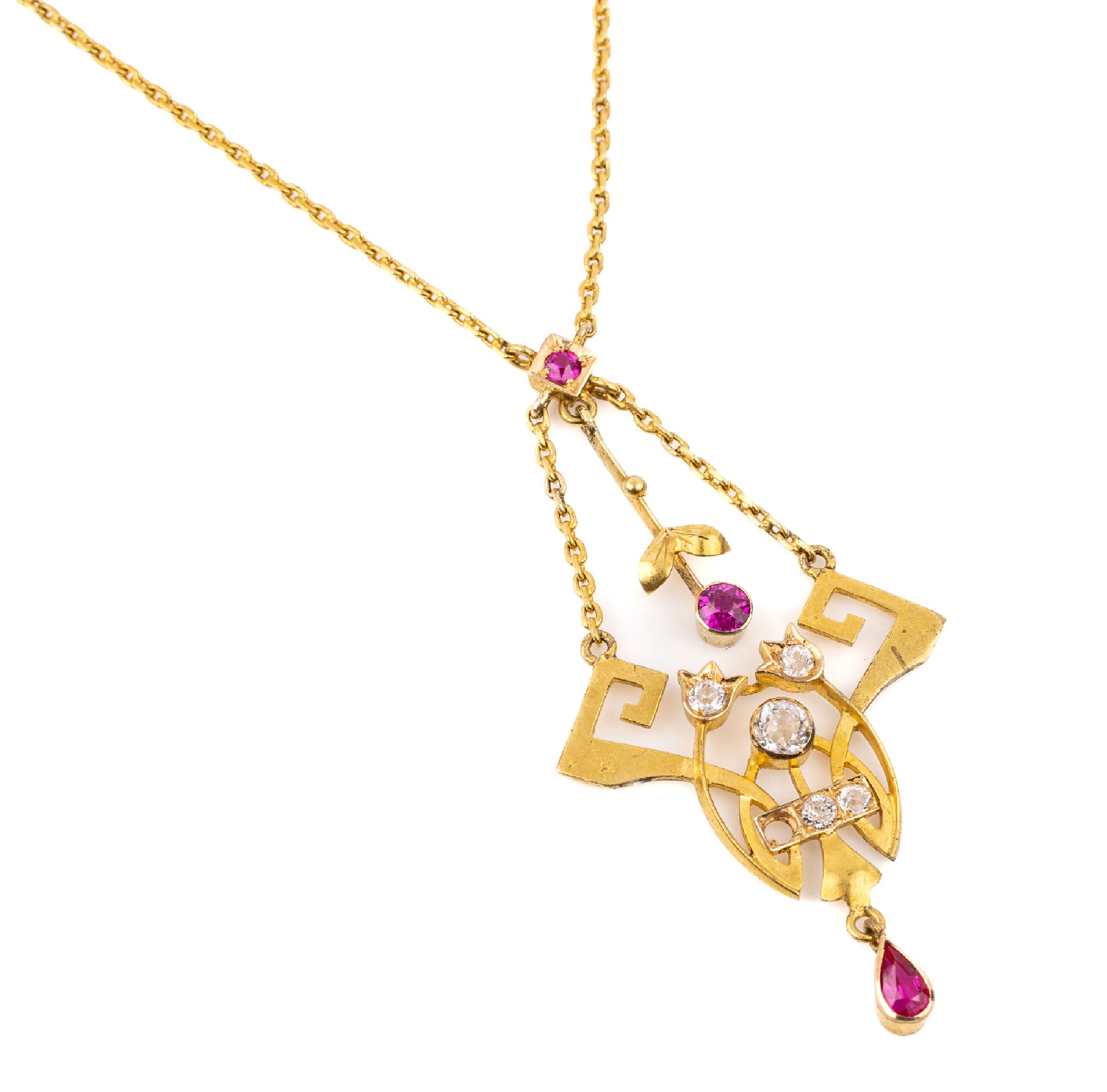 14 kt Gold Jugendstil-Collier, wohl deutschum 1900, GG 585/000, geometrische Grundform mit floralen Elementen, bewegliche Abhängungen, 3 kl. synth. ...