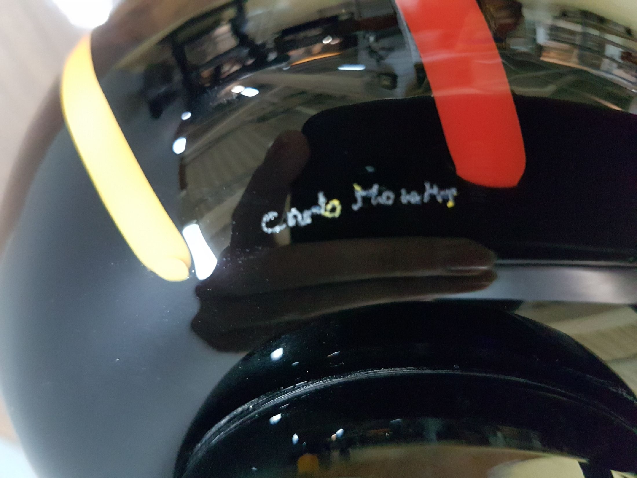 Detail c: Fußvase, Murano, Carlo Moretti, sign. u. dat. 1998, massiver kobaltblauer Glaskorpus mit eingeschmolzenen polychromen Streifen aussen u. ...