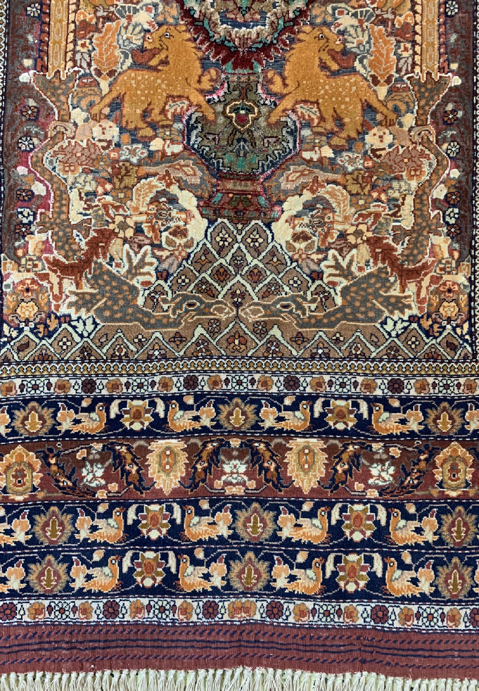 Detail b: Mauri fein(relief), Türkei, um 1960, Korkwolle mit Seide, ca. 190 x 120 cm, EHZ: 1-2