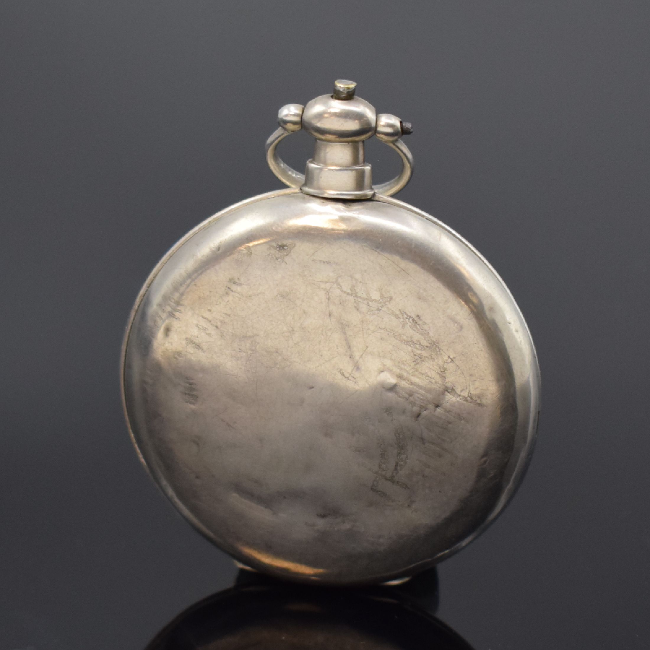Detail a: Offene Taschenuhr für den Chinesischen Markt, Bauweise Fleurier, Schweiz um 1870, Silbergeh., Schlüsselaufzug, Emailzifferbl. m. chin. u. röm. ...