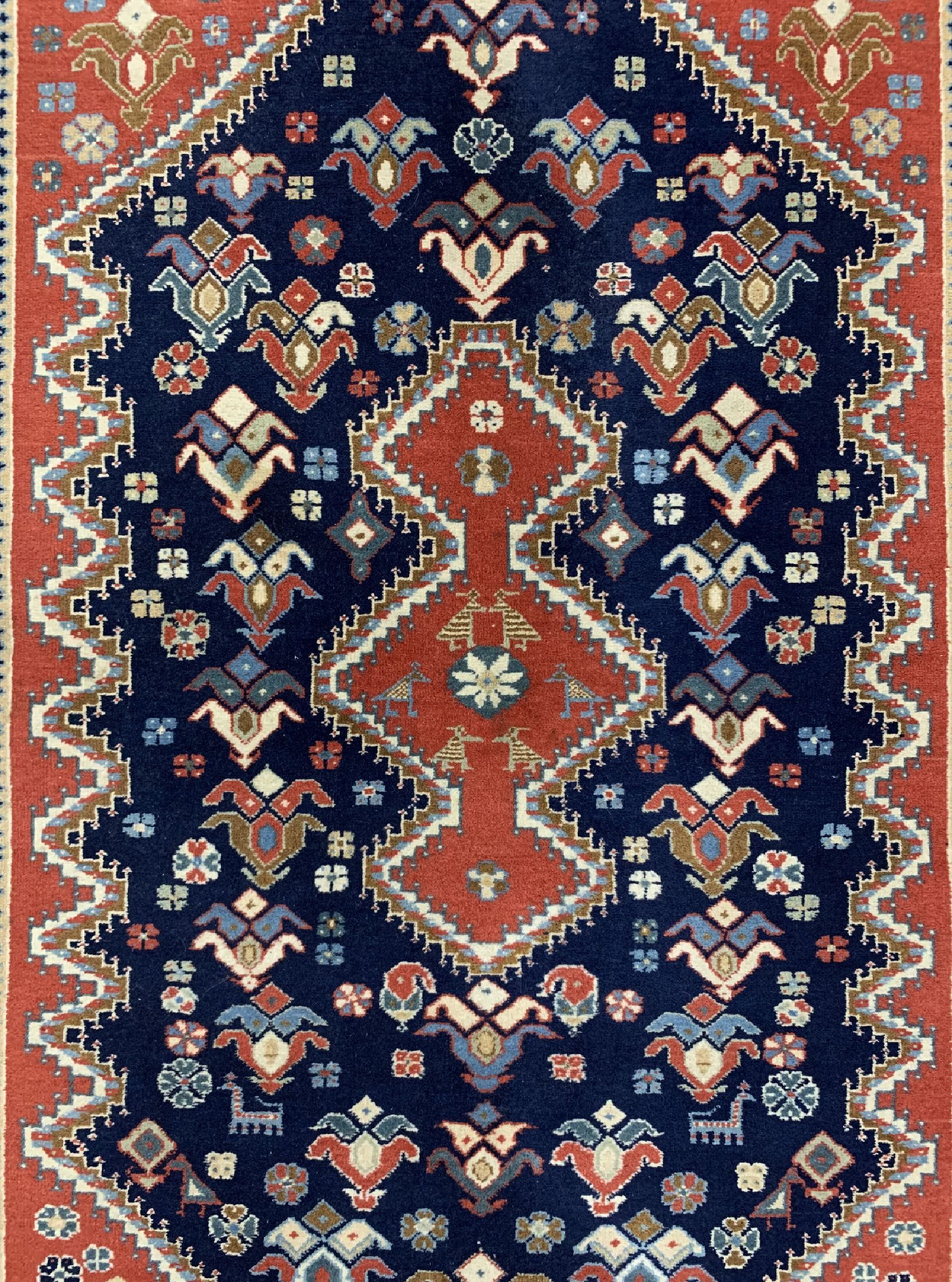 Detail c: Kaschkuli, Persien, ca. 50 Jahre, Wolle aufBaumwolle, ca. 138 x 103 cm, EHZ: 2