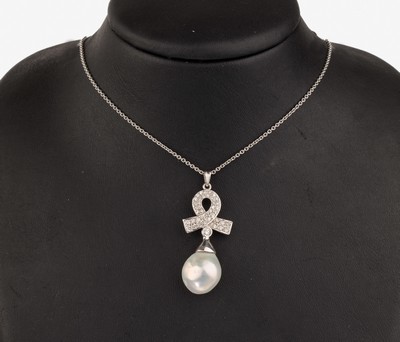 Image 26703371 - 14 kt gold brilliant south seas cultured pearl-pendant