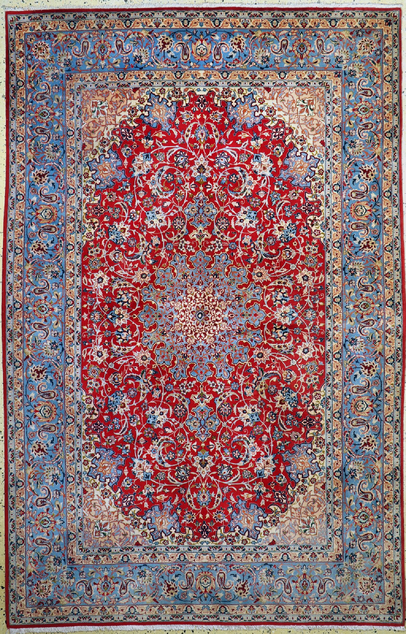 Esfahan fein alt, Persien, um 1960, Korkwolle auf Seide, ca. 245 x 161 cm, ca. 1,0Mio. Kn/qm, gereinigt, EHZ: 1-2