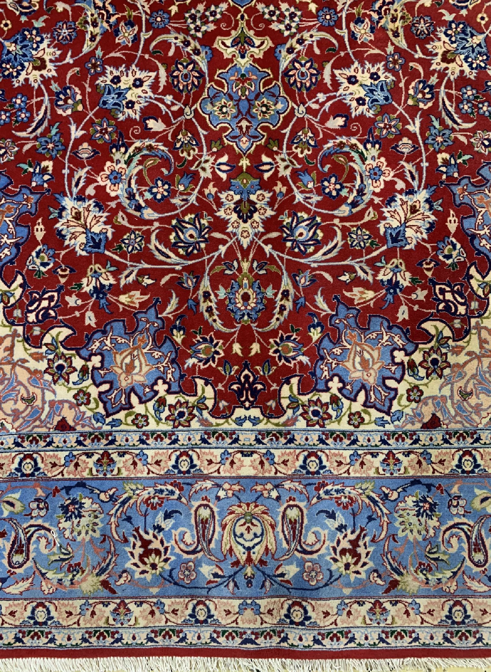 Detail b: Esfahan fein alt, Persien, um 1960, Korkwolle auf Seide, ca. 245 x 161 cm, ca. 1,0Mio. Kn/qm, gereinigt, EHZ: 1-2
