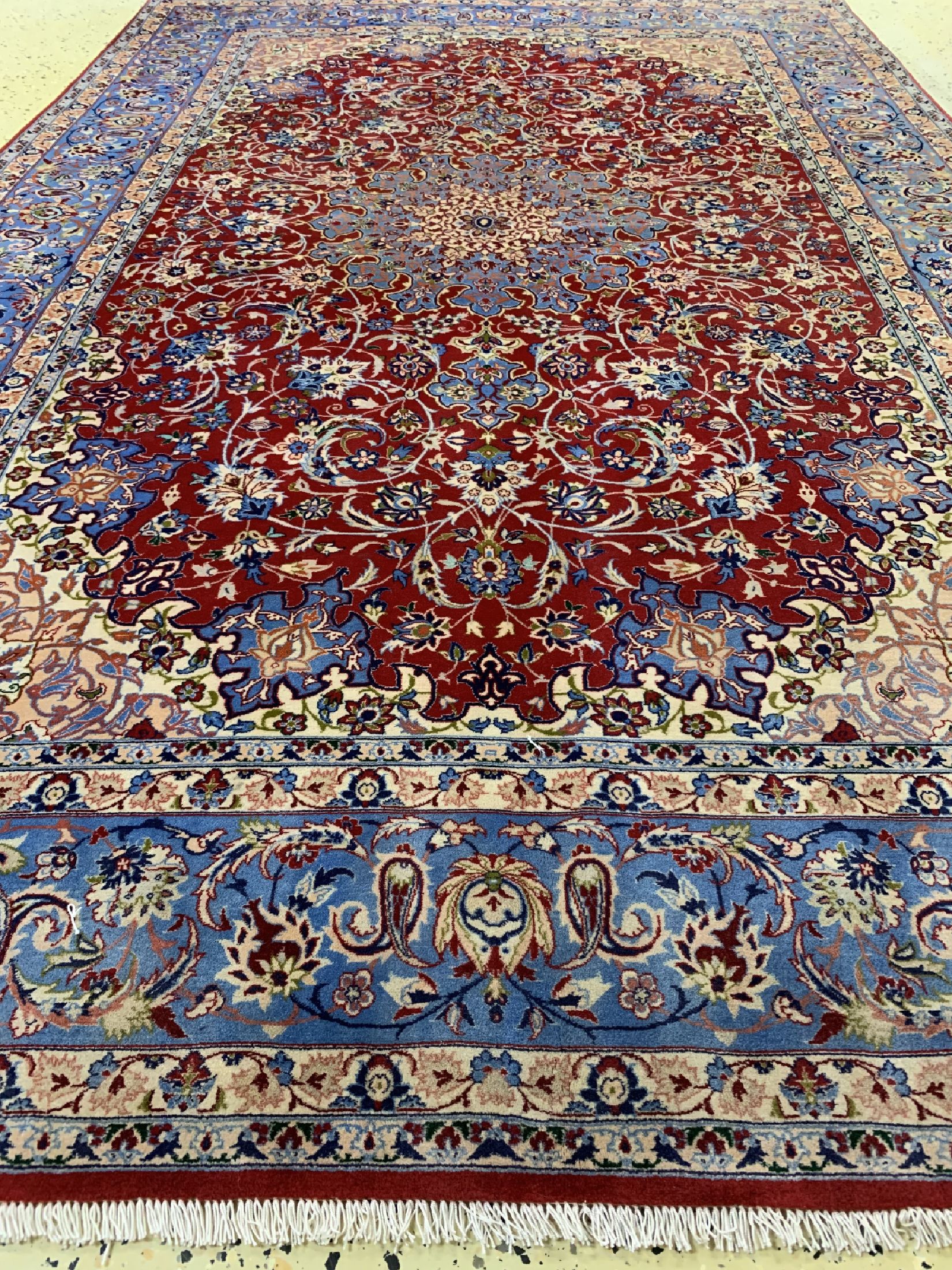 Detail d: Esfahan fein alt, Persien, um 1960, Korkwolle auf Seide, ca. 245 x 161 cm, ca. 1,0Mio. Kn/qm, gereinigt, EHZ: 1-2