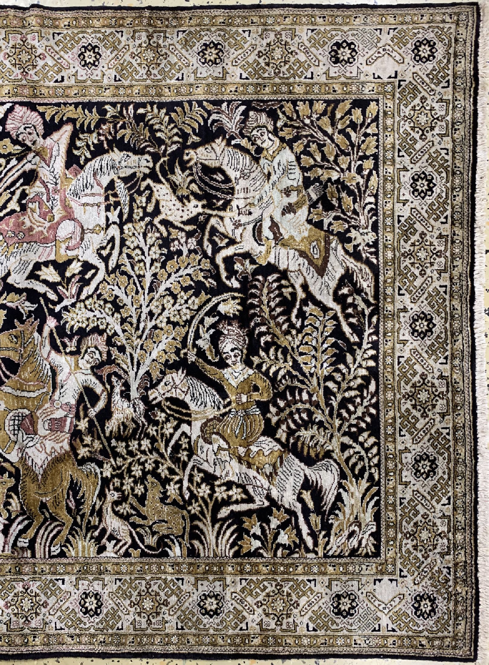 Detail b: Ghom Seide alt, Persien, um 1940, reine Naturseide, ca. 155 x 105 cm, EHZ: 1-2
