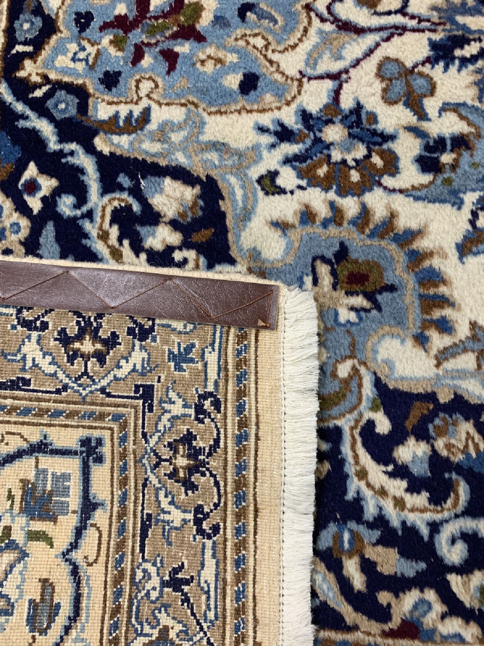Detail e: Nain, Persien, ca. 50 Jahre, Wolle auf Baumwolle, ca. 346 x 254 cm, EHZ: 1-2