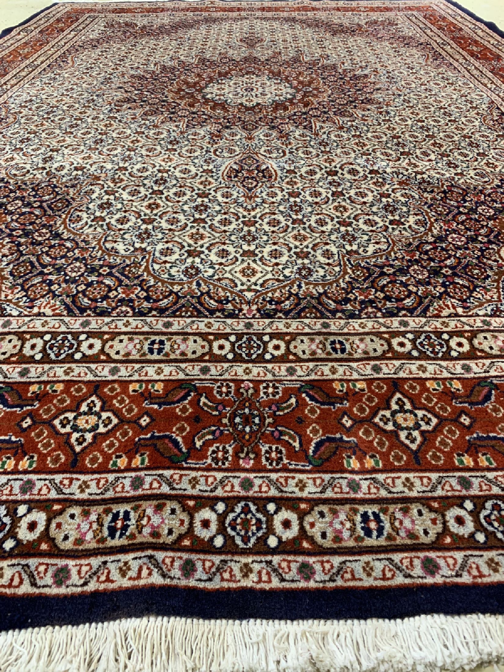 Detail d: Mud, Persien, ca. 50 Jahre, Wolle auf Baumwolle, ca. 293 x 208 cm, gereinigt, EHZ: 1-2