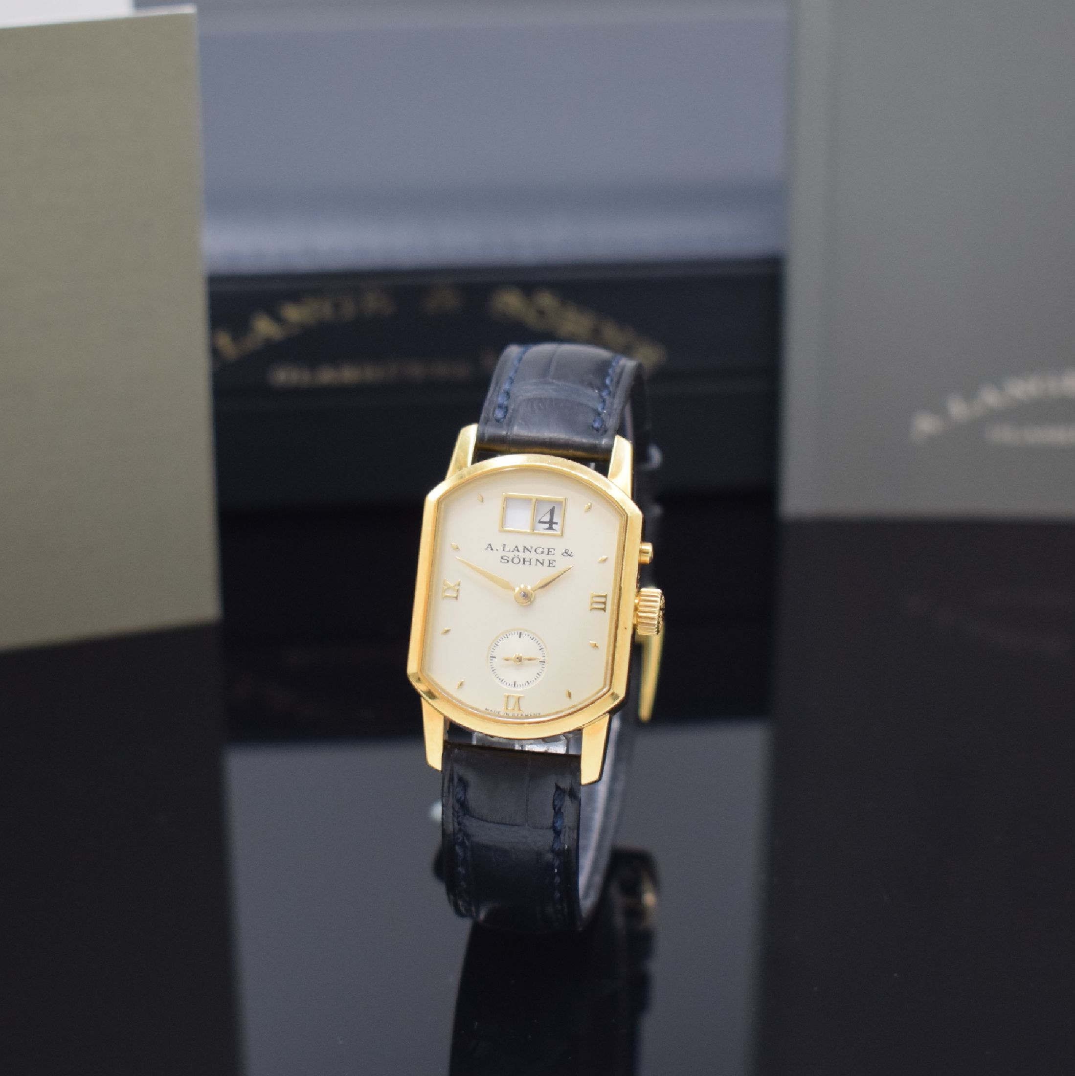 A. LANGE & SÖHNE Arkade feine Damenarmbanduhr in GG 750/000 Ref. 103.021 mit original Box und Papieren, Deutschland verk. 10/2000 lt. beil. ...