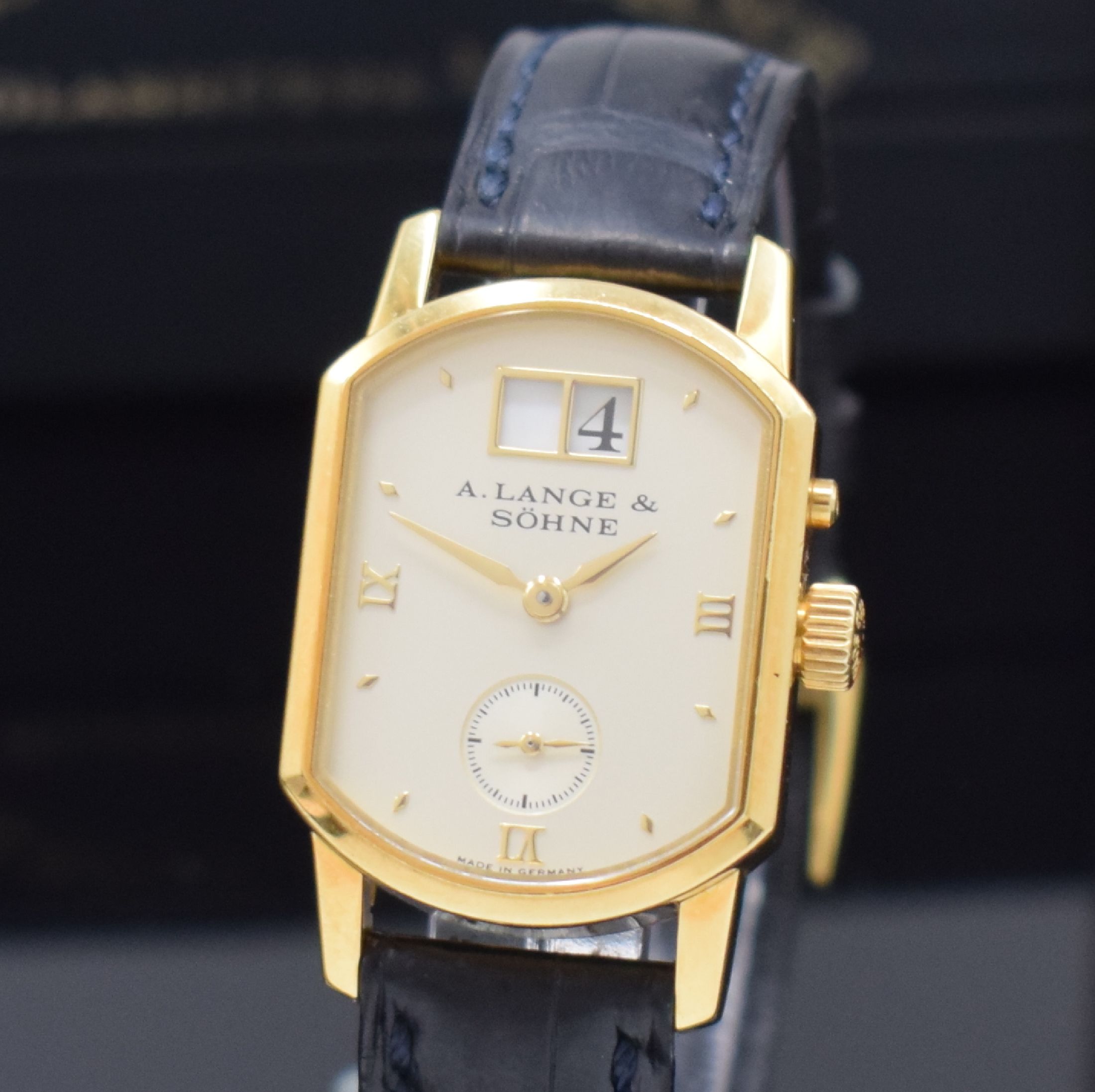Detail a: A. LANGE & SÖHNE Arkade feine Damenarmbanduhr in GG 750/000 Ref. 103.021 mit original Box und Papieren, Deutschland verk. 10/2000 lt. beil. ...