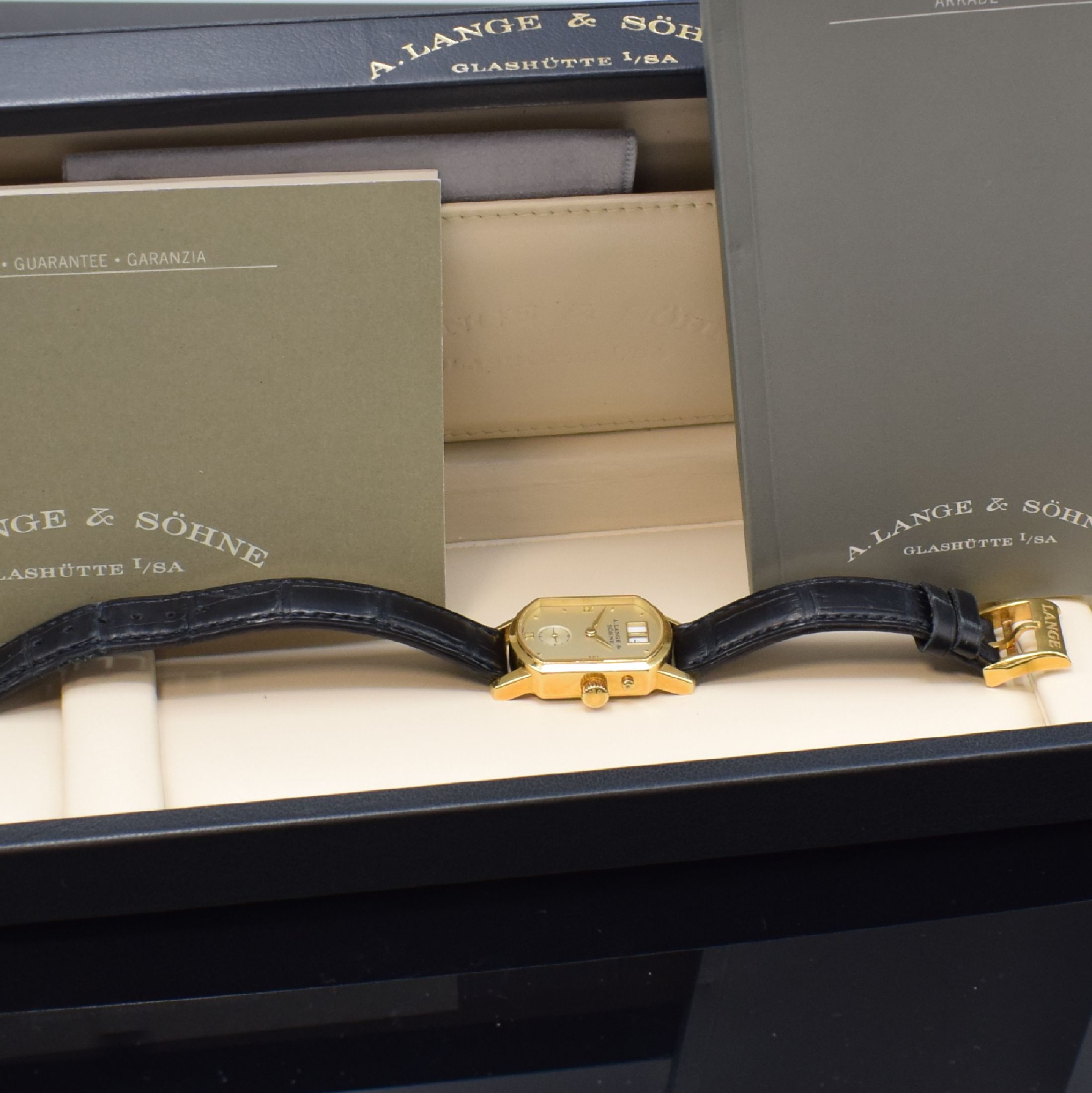 Detail f: A. LANGE & SÖHNE Arkade feine Damenarmbanduhr in GG 750/000 Ref. 103.021 mit original Box und Papieren, Deutschland verk. 10/2000 lt. beil. ...