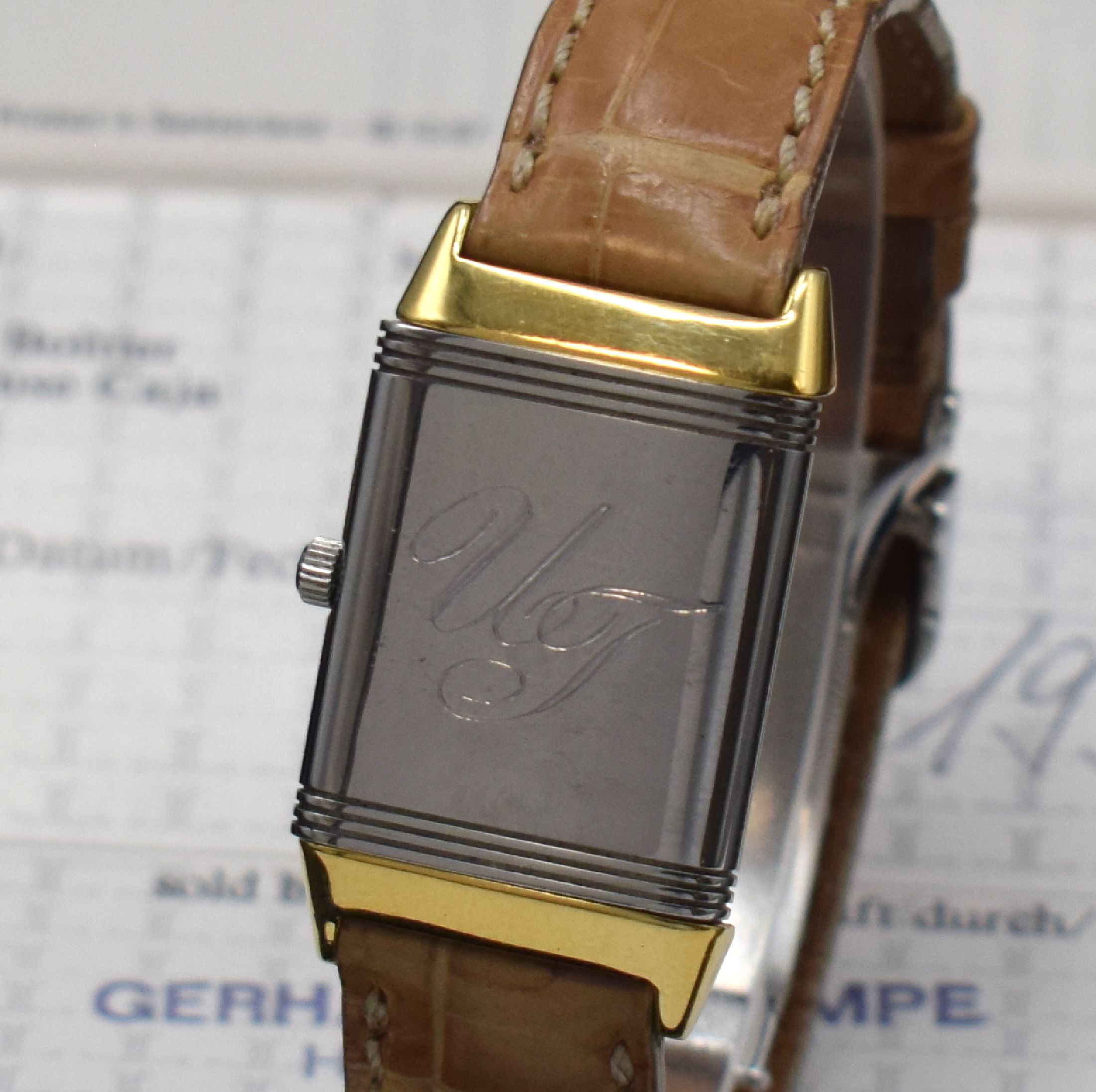 Detail b: Jaeger-LeCoultre Reverso Damenarmbanduhr in Edelstahl und Gold Referenz 261.5.08, Schweiz um 1995, quarz, drehbares Wendegehäuse, Rückseite m. ...