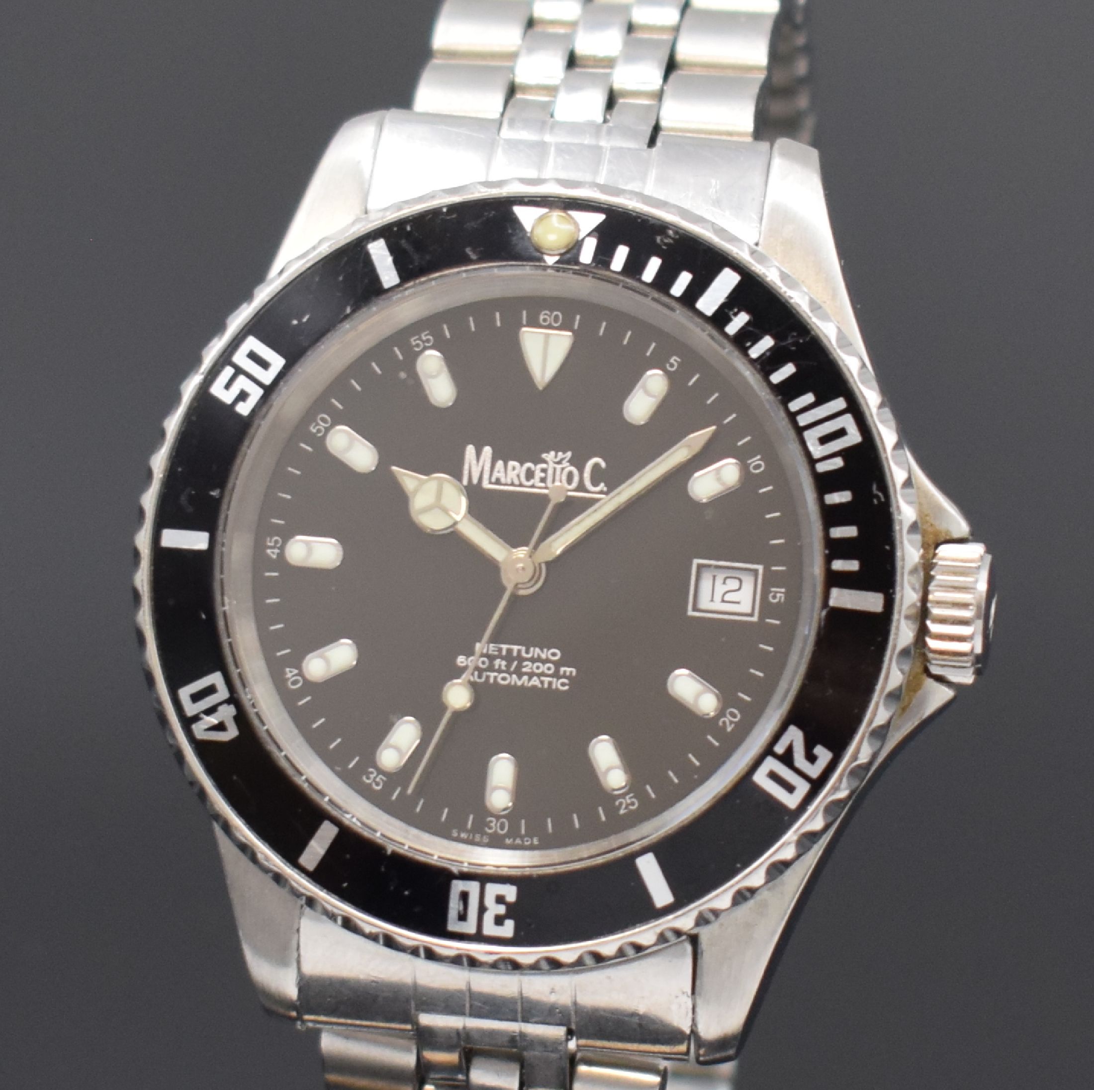 Detail a: MARCELLO C Herrenarmbanduhr Nettuno in Stahl Referenz 3253, Schweiz um 2000, Automatik, neutr. Gliederband m. Faltschl., Boden u. Krone verschr., ...