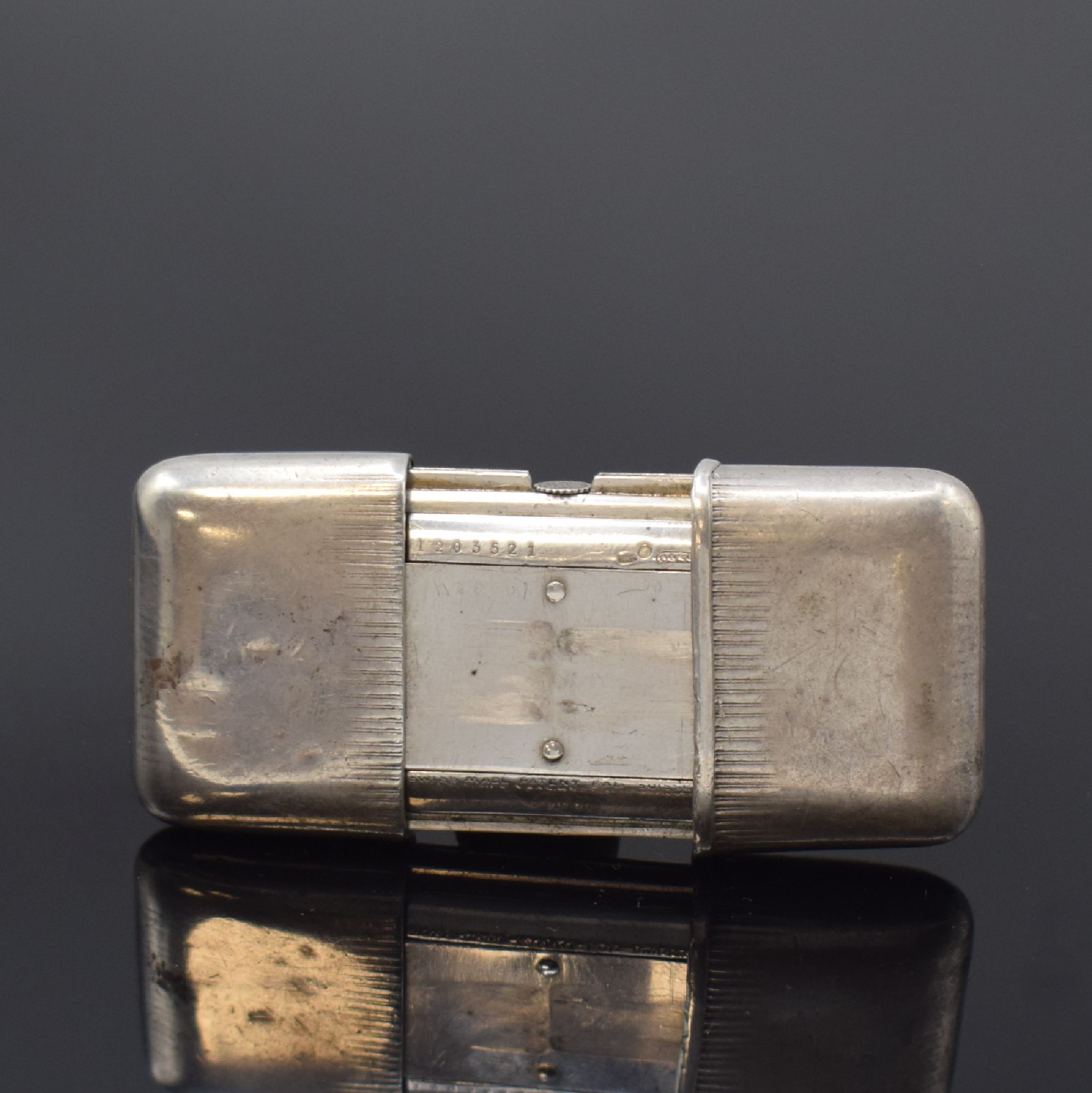 Detail b: MOVADO Ermeto Reiseuhr in 935er Silber, Schweiz um 1935, Geh. dell., Aufzug durch aufschieben u. schließen, silb. Zifferbl. pat./fl., arab. ...