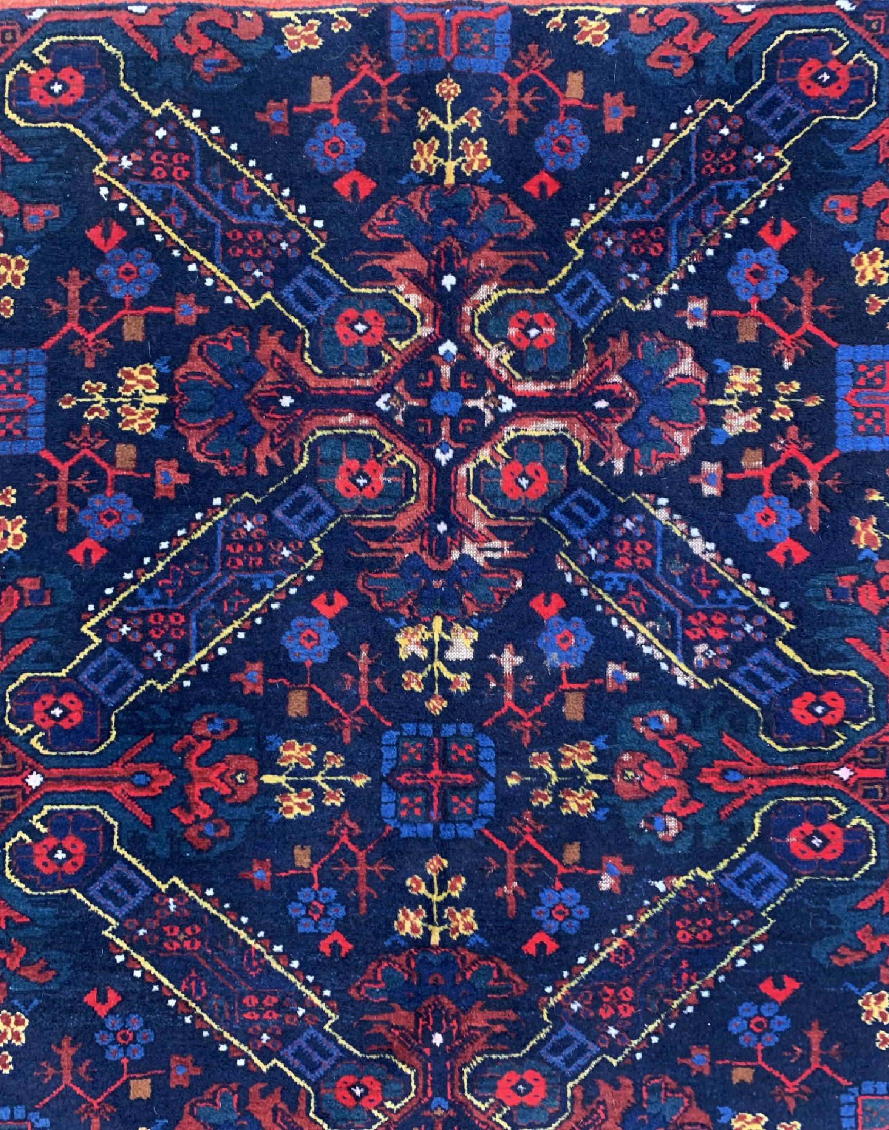 Detail d: Seychur antik, Kaukasus, um 1900, Wolle aufWolle, ca. 177 x 140 cm, EHZ: 2, (Oxidiert)