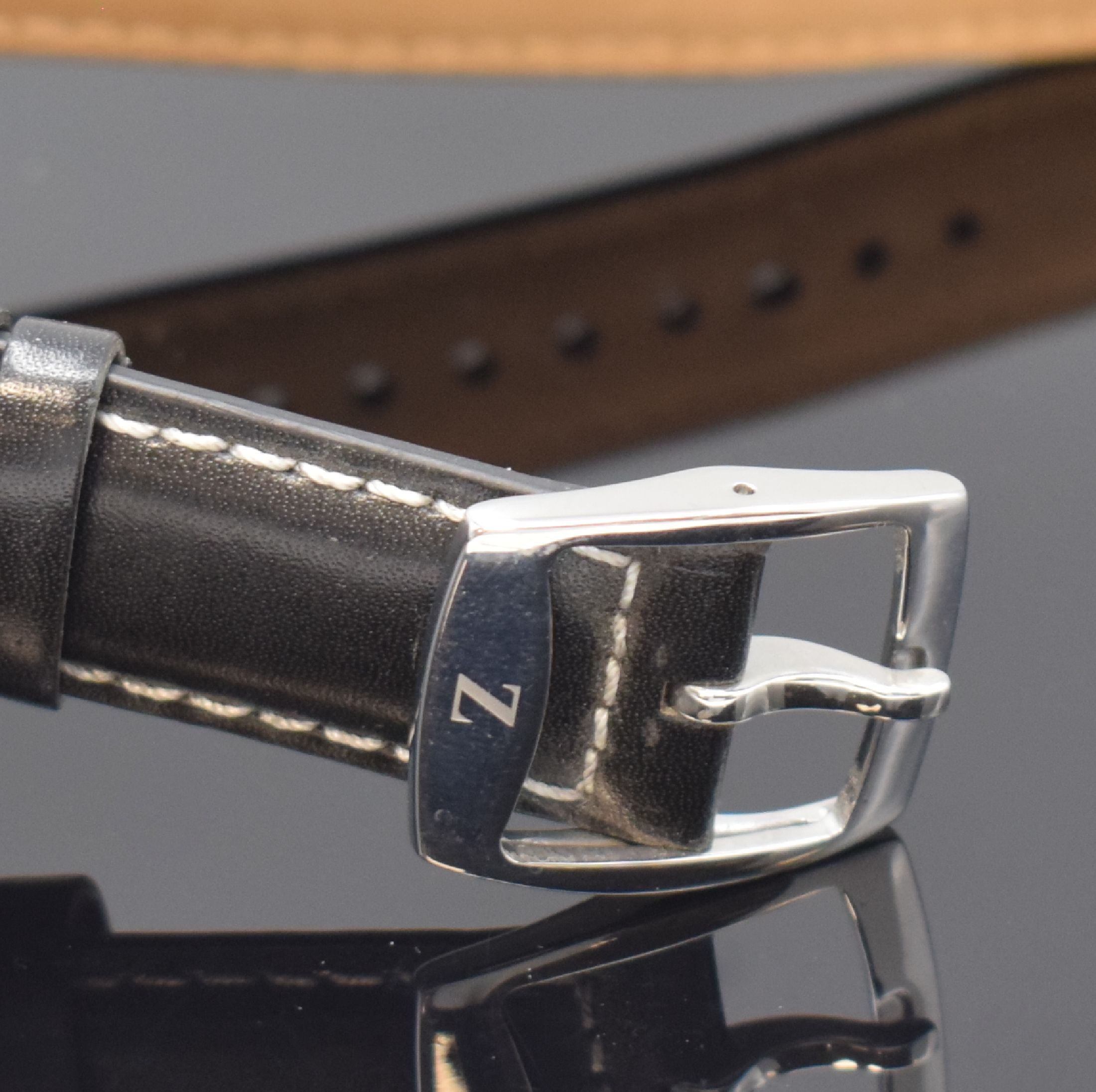 Detail b: ZENO-WATCH BASEL GMT Herrenarmbanduhr Kaliber AS 1913 in Stahl, Schweiz um 2010, Automatik, Boden u. Krone verschr., orig. Lederband m. Dornschl., ...