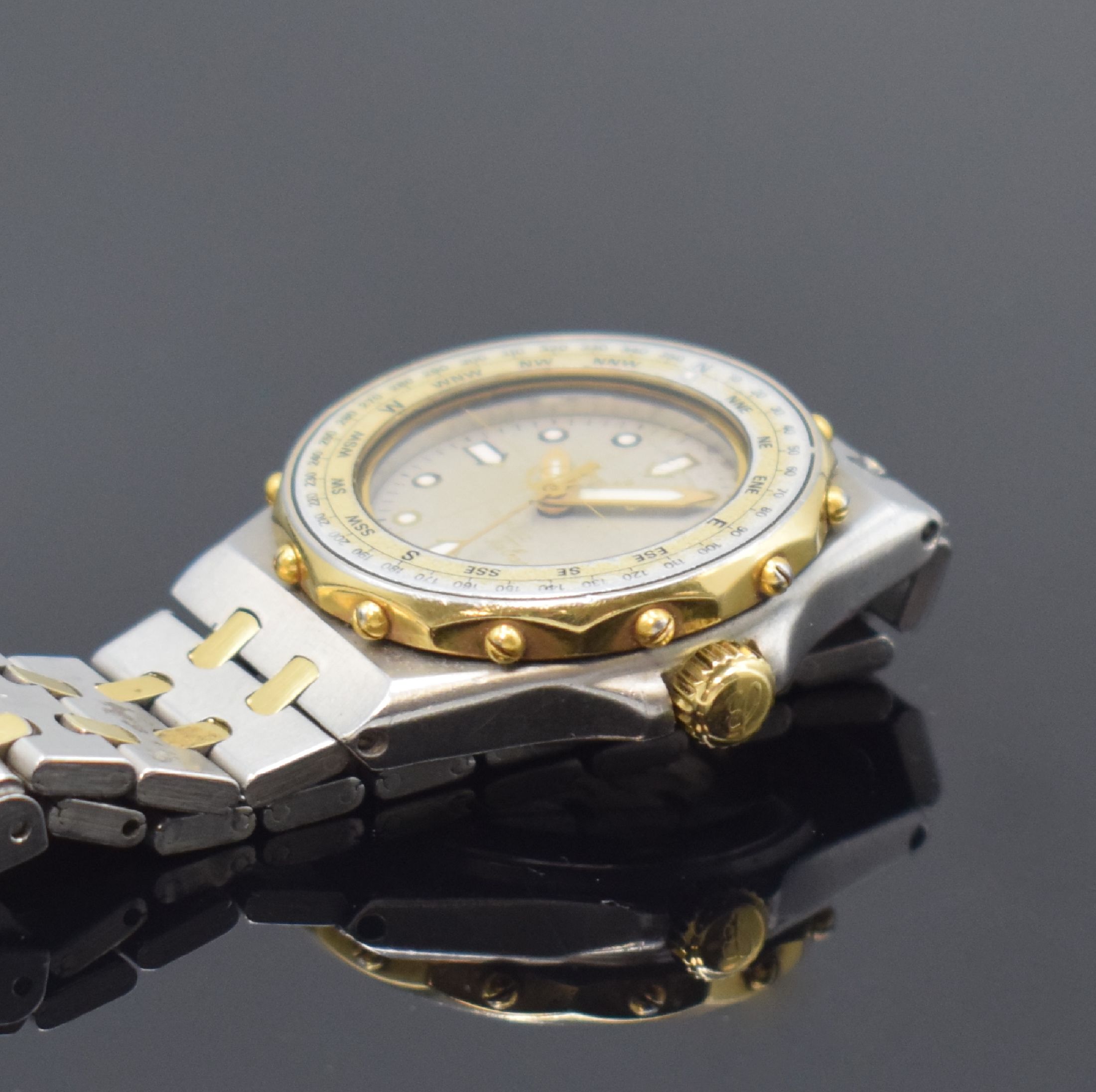 Detail c: BREITLING Tabarly Damenarmbanduhr in Stahl/Gold, Schweiz um 1985, quarz, Boden geschr., orig. Gliederband m. Faltschl., verg. Lünette mit Windrose, ...