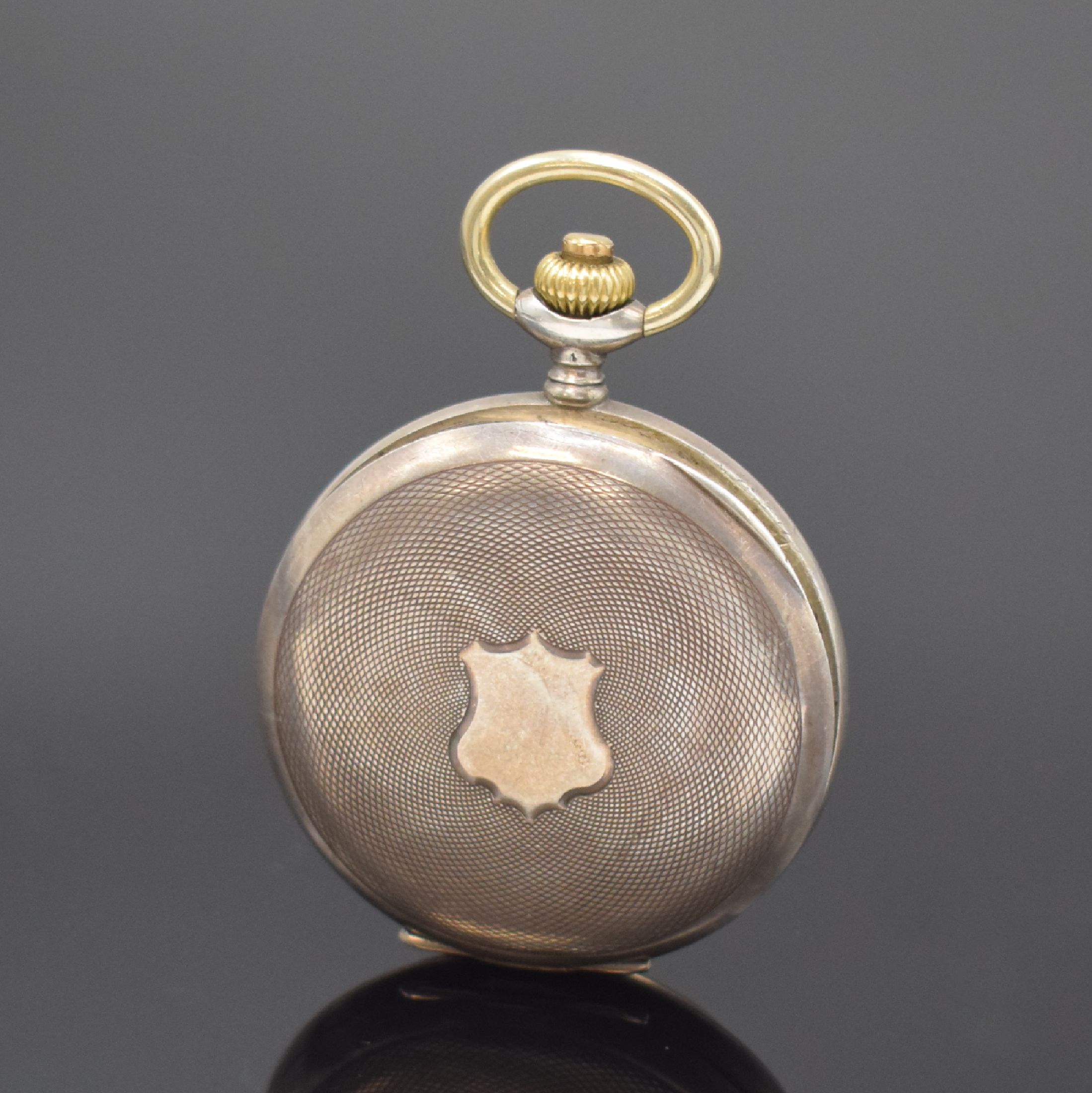 Detail a: Offene Taschenuhr in 800er Silber mit Schaltradchronograph, Schweiz um 1890, Geh. dell., Cuvette in Silber, guill. Rückdeckel m. Monogrammspiegel, ...