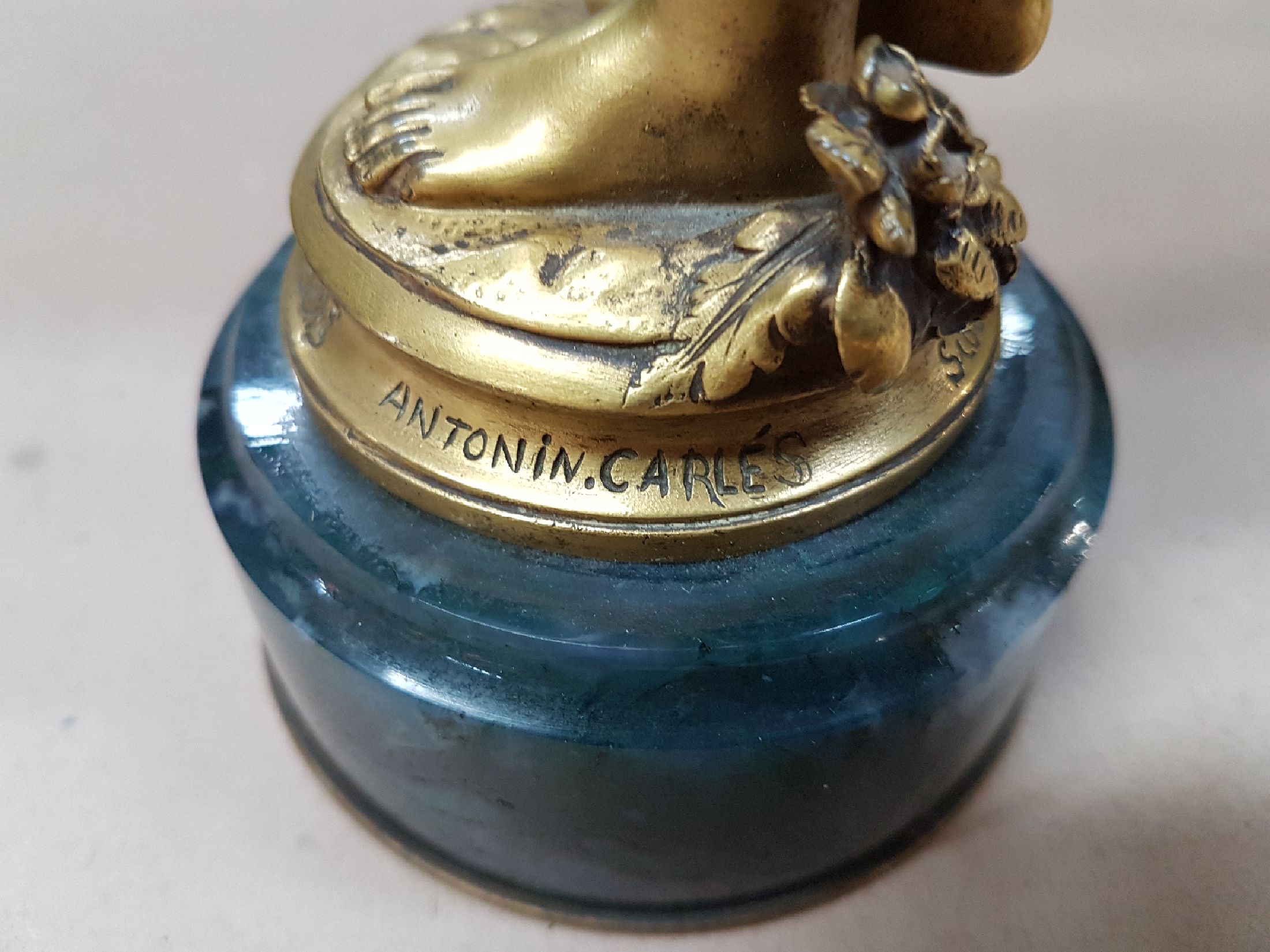 Detail g: Bronzeskulptur "La Jeunesse", von Antonin Carles (1851-1919, stehender weiblicher Akt im typischen Jugendstil, betitelt, signiert, ...