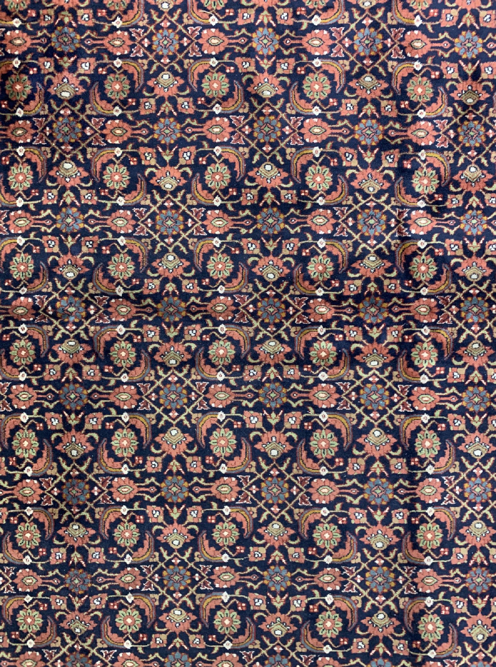 Detail c: Agra Kork fein, Indien, um 1960, Korkwolle auf Baumwolle, ca. 465 x 360 cm, EHZ: 2