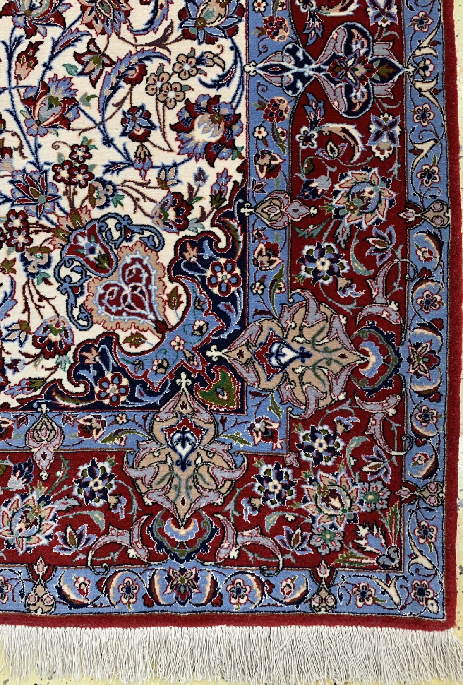 Detail a: Esfahan fein, Persien, ca. 50 Jahre, Korkwolle mit und auf Seide, ca. 177 x 114 cm,ca. 1,0 Mio. Kn/qm, EHZ: 1-2