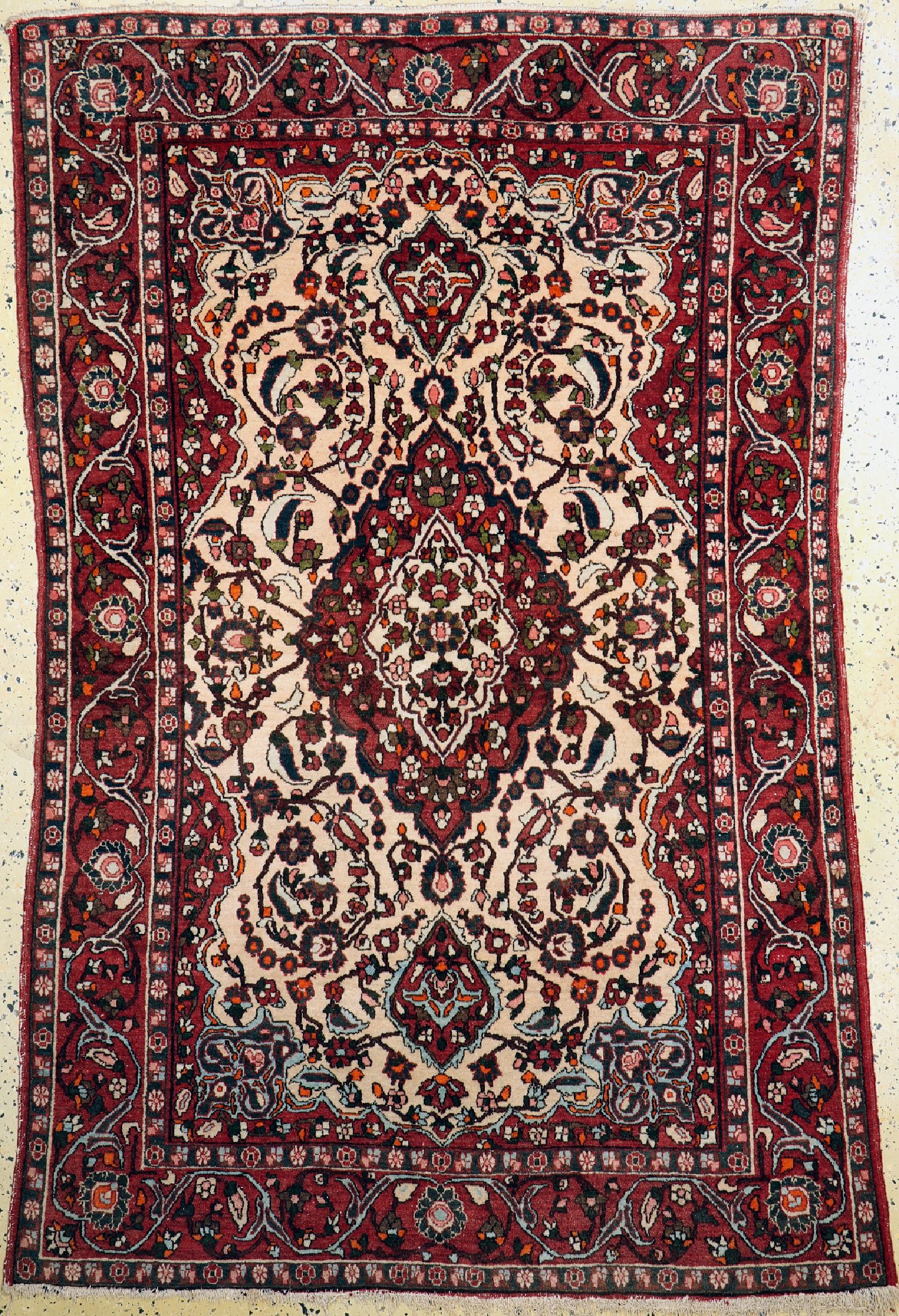 Esfahan Mobarake, Persien, um 1940, Wolle auf Baumwolle, ca. 210 x 143 cm, EHZ: 2