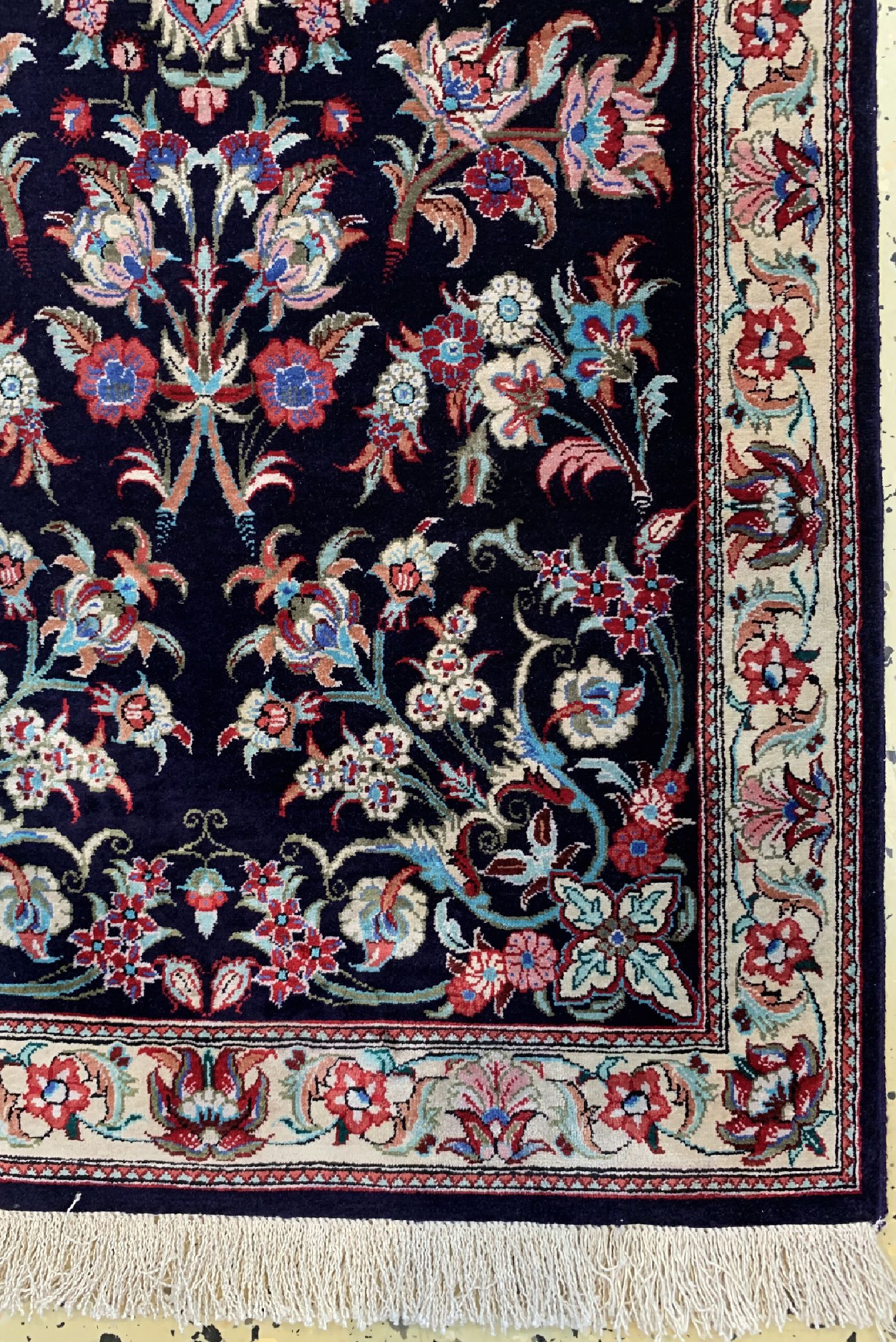 Detail a: Ghom Seide, Persien, ca. 40 Jahre, reine Naturseide, ca. 190 x 54 cm, ca. 1,0 Mio. Kn/qm, EHZ: 1-2