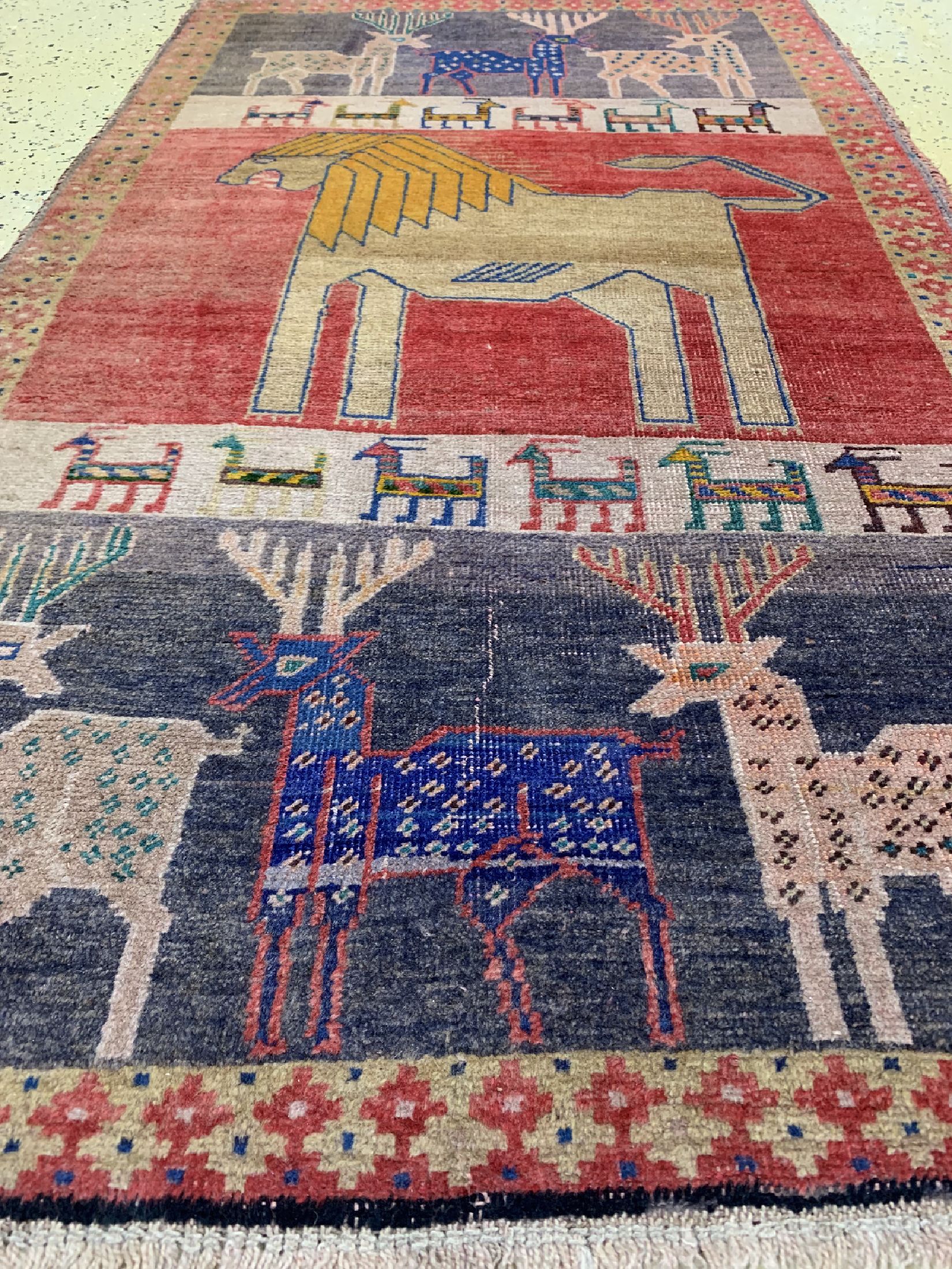 Detail c: Gabbeh alt, Persien, um 1960, Wolle auf Wolle, ca. 150 x 90 cm, EHZ: 3