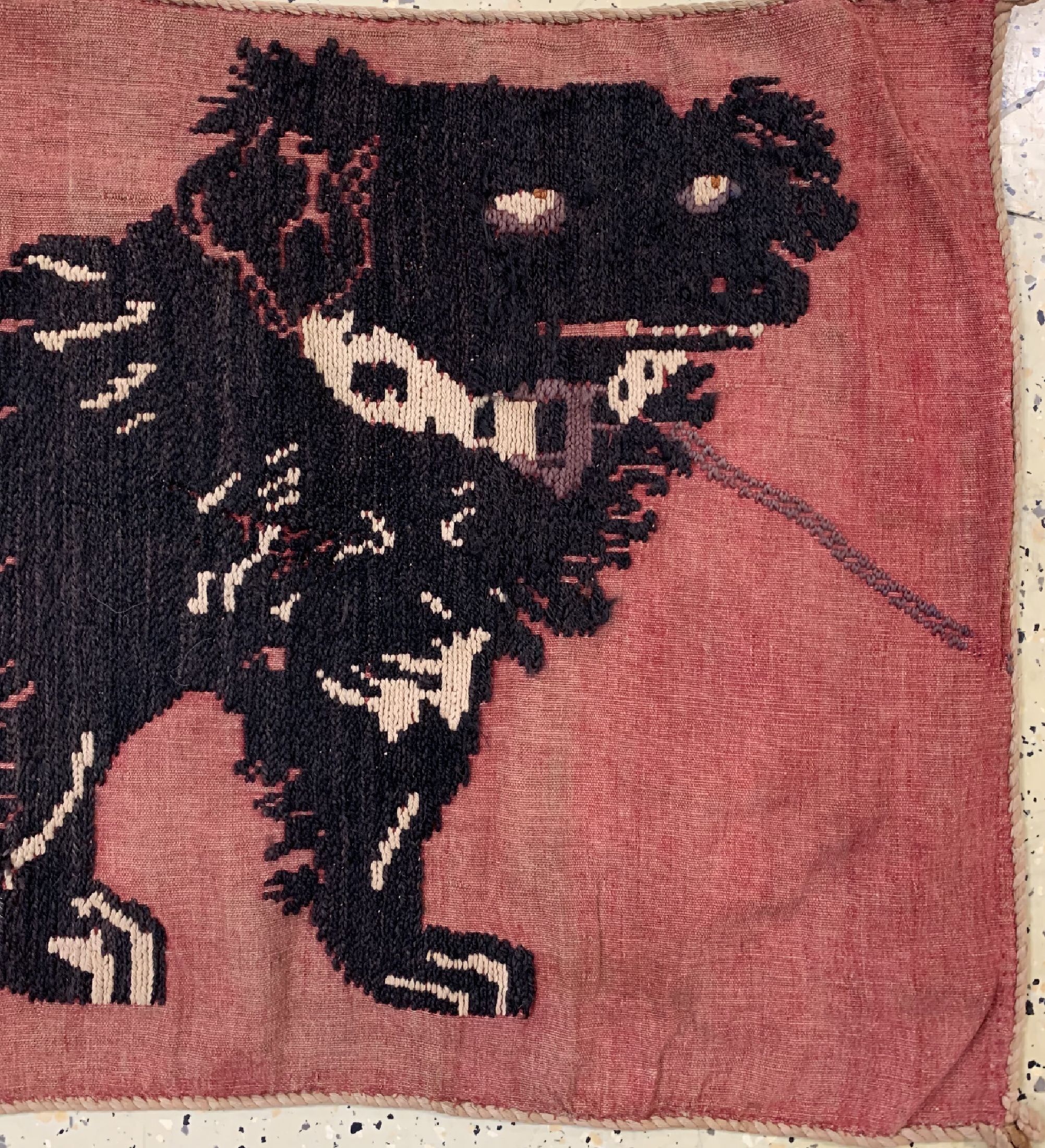 Detail a: Stickerei alt, Turkmenistan, um 1920, Wolleauf Wolle, ca. 124 x 56 cm, EHZ: 2
